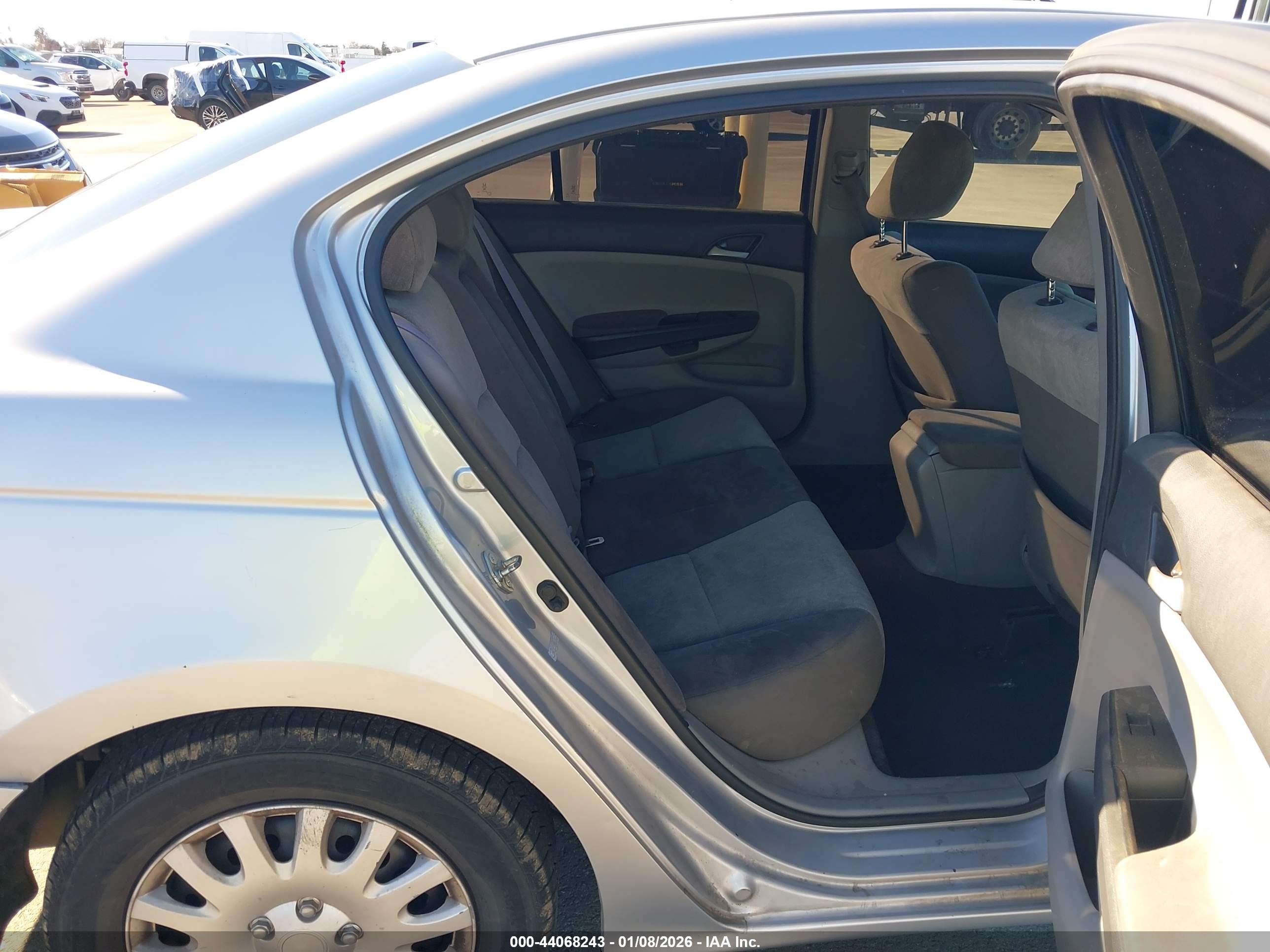HONDA ACCORD image 8