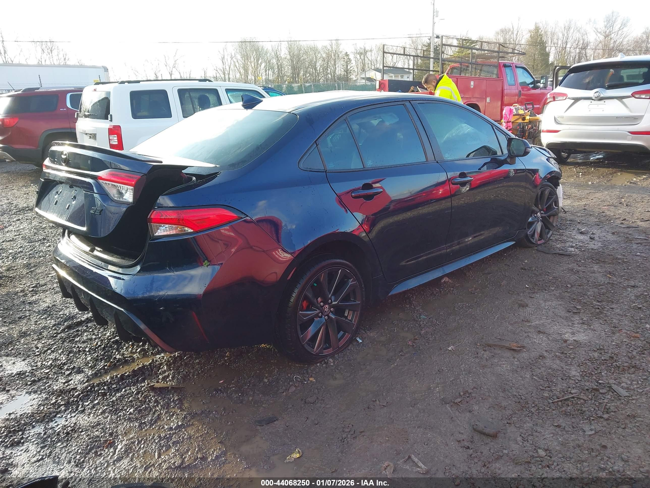 TOYOTA COROLLA image 4