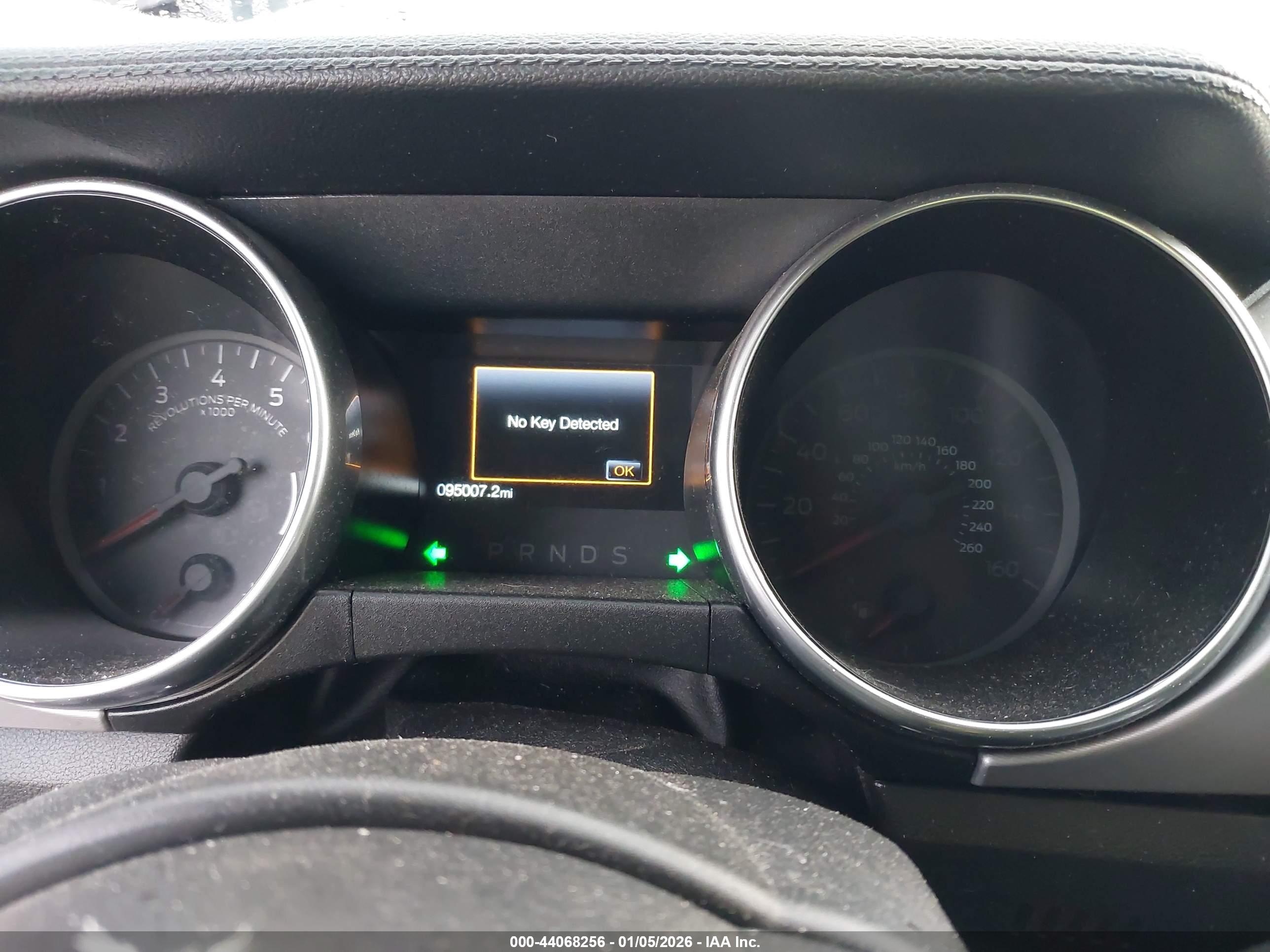 FORD MUSTANG image 7