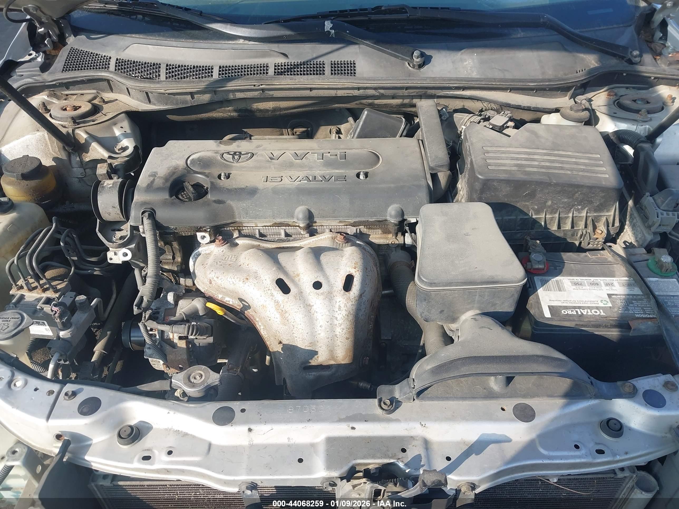 TOYOTA CAMRY image 10