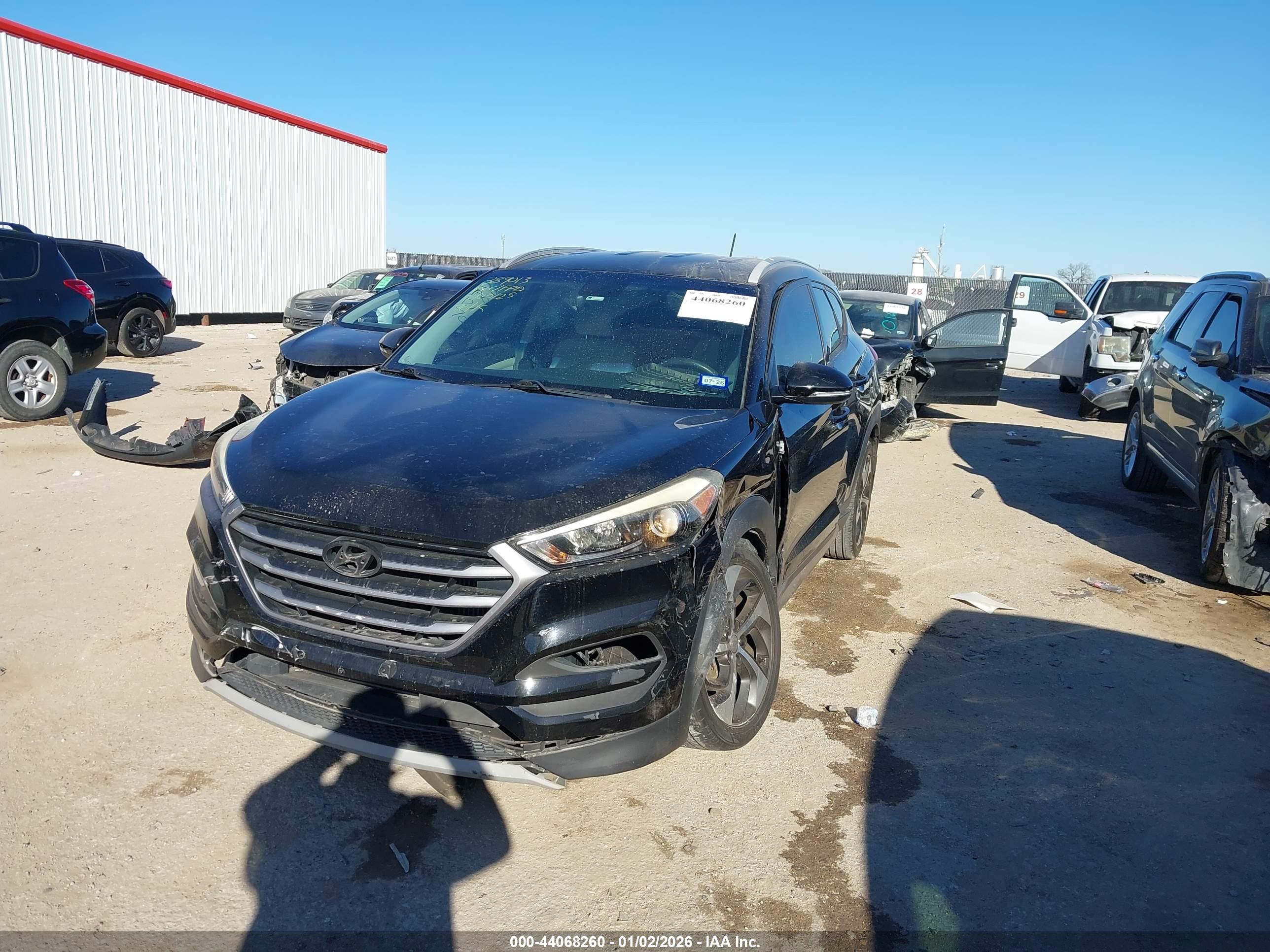 HYUNDAI TUCSON image 2