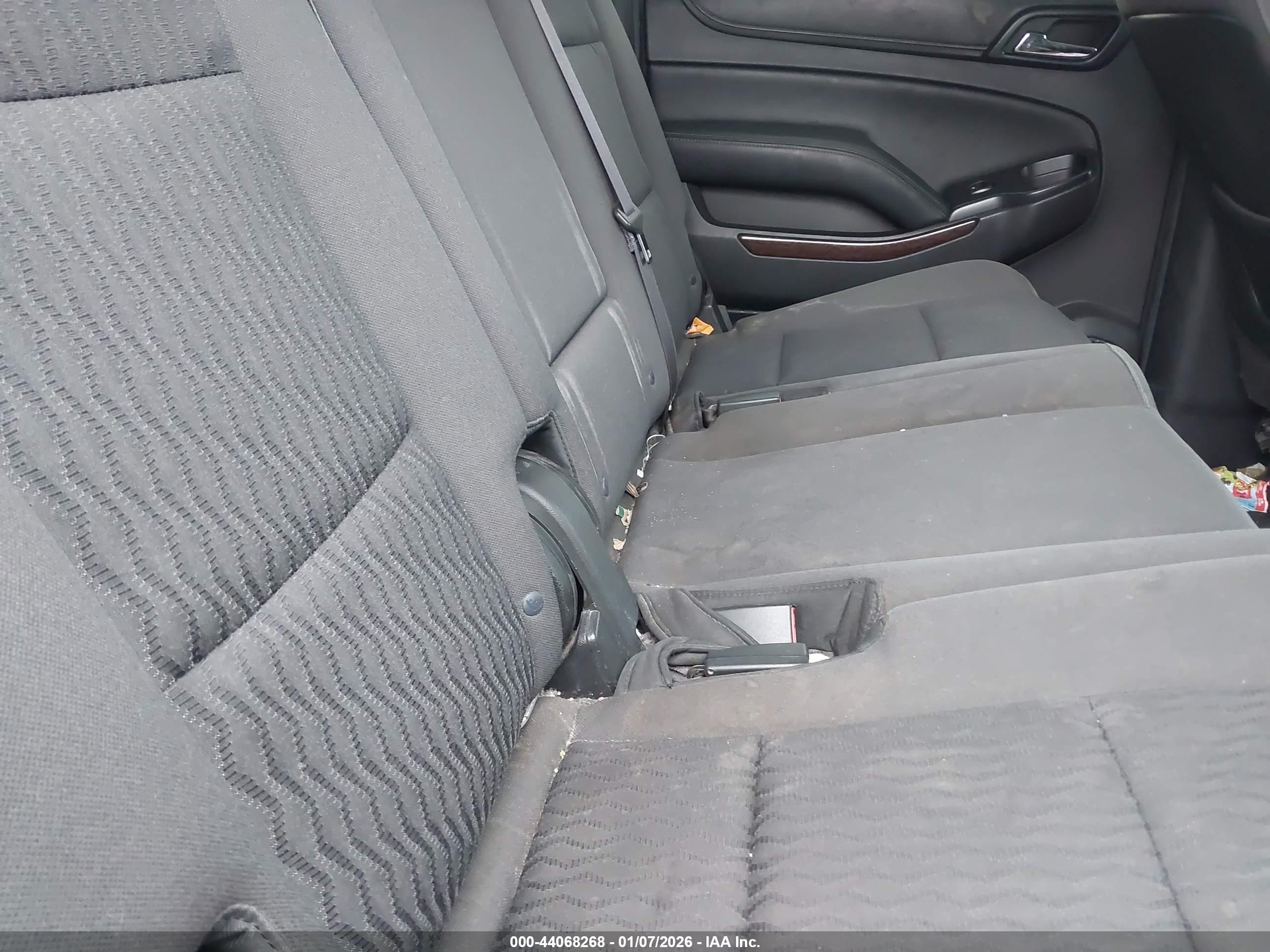 GMC YUKON image 8