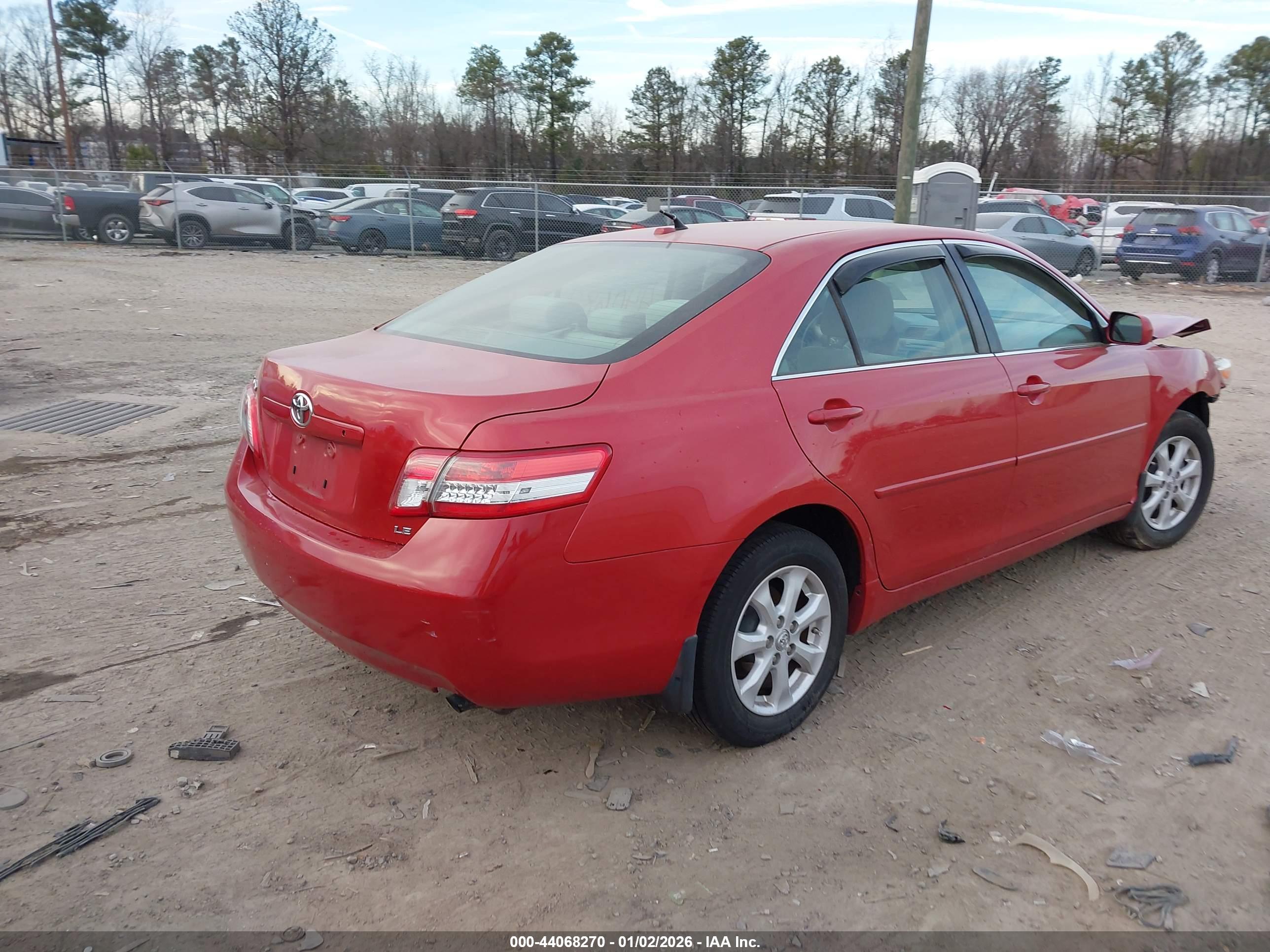 TOYOTA CAMRY image 4