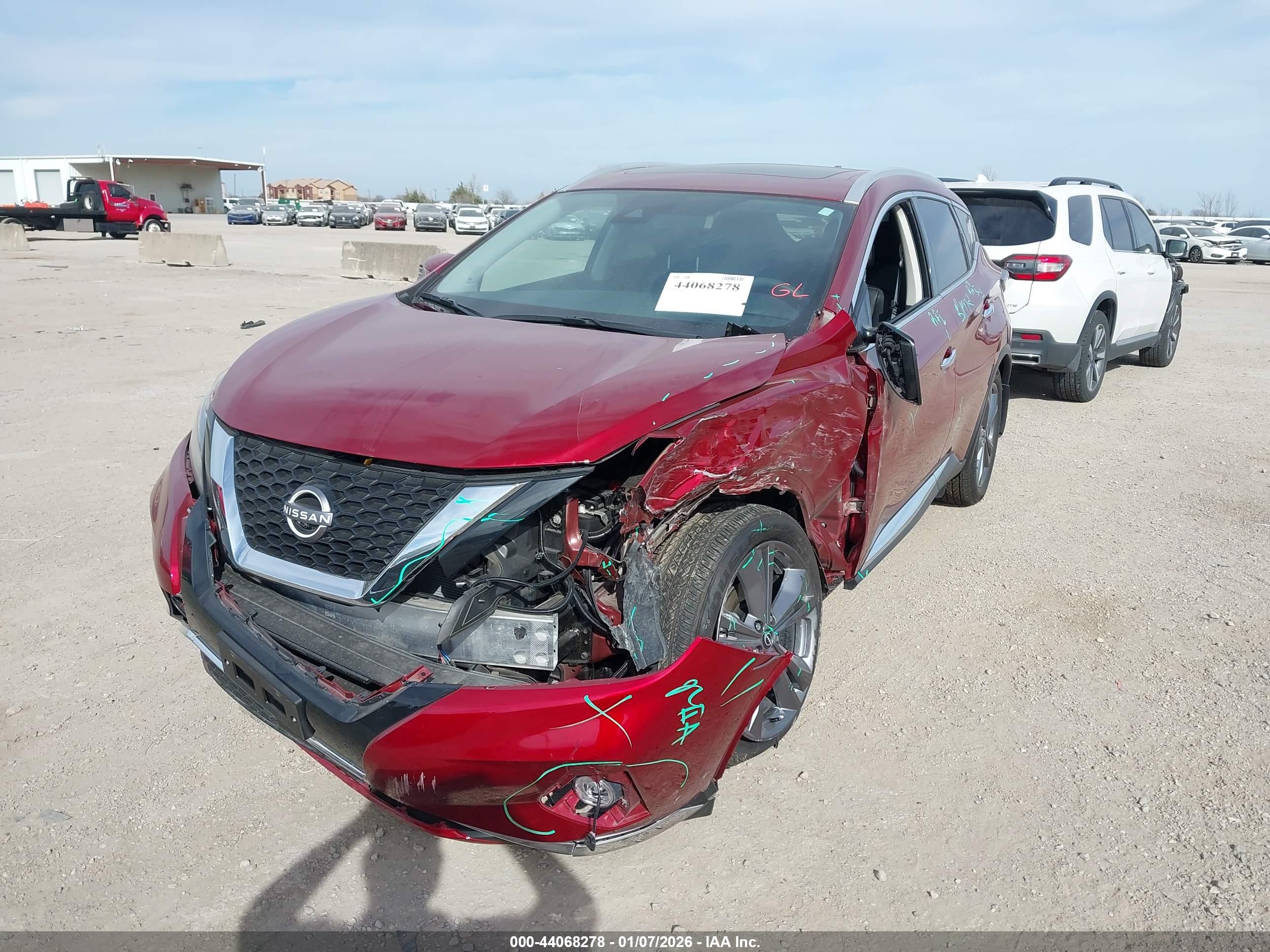 NISSAN MURANO image 2