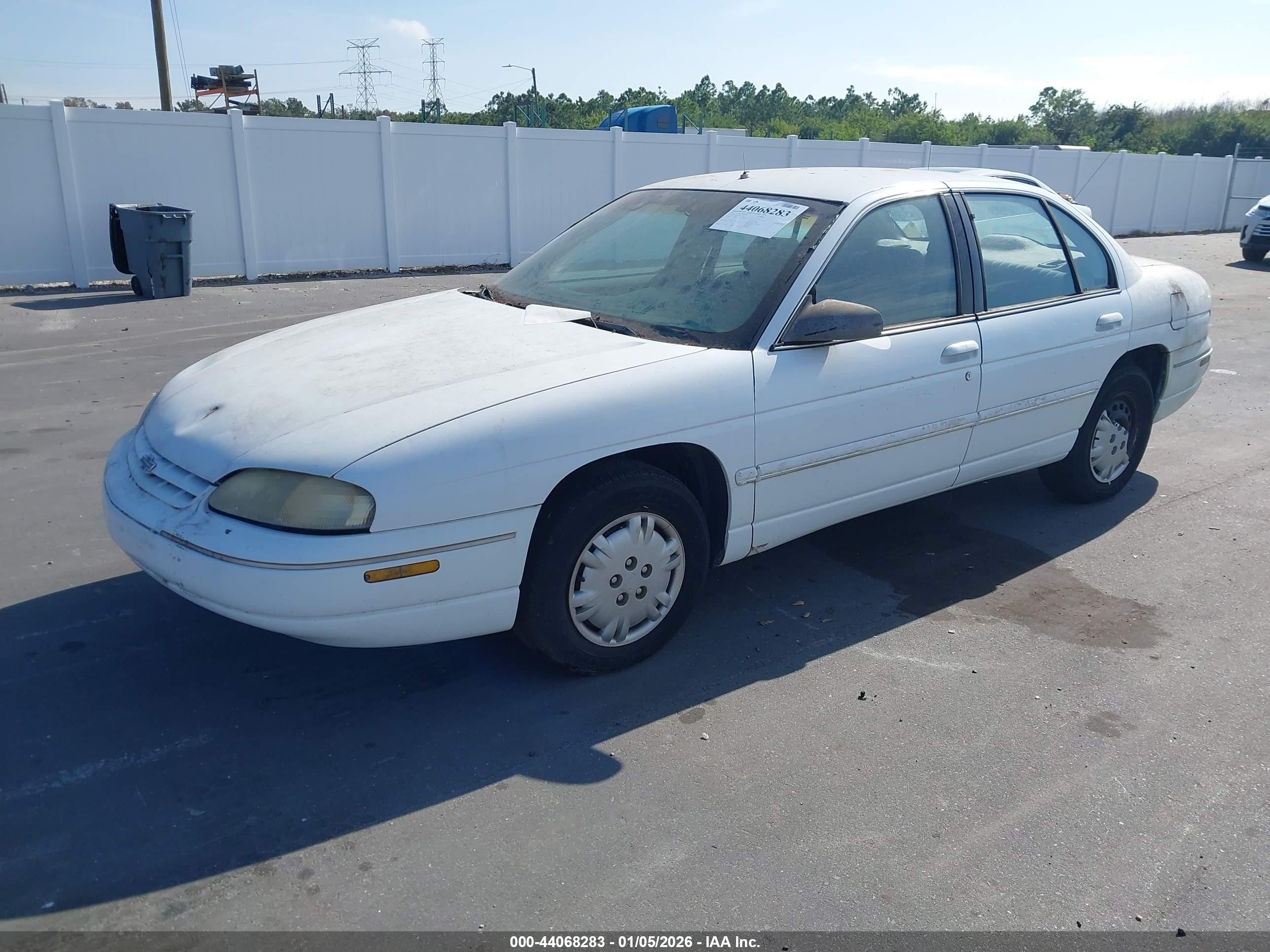 CHEVROLET LUMINA image 2