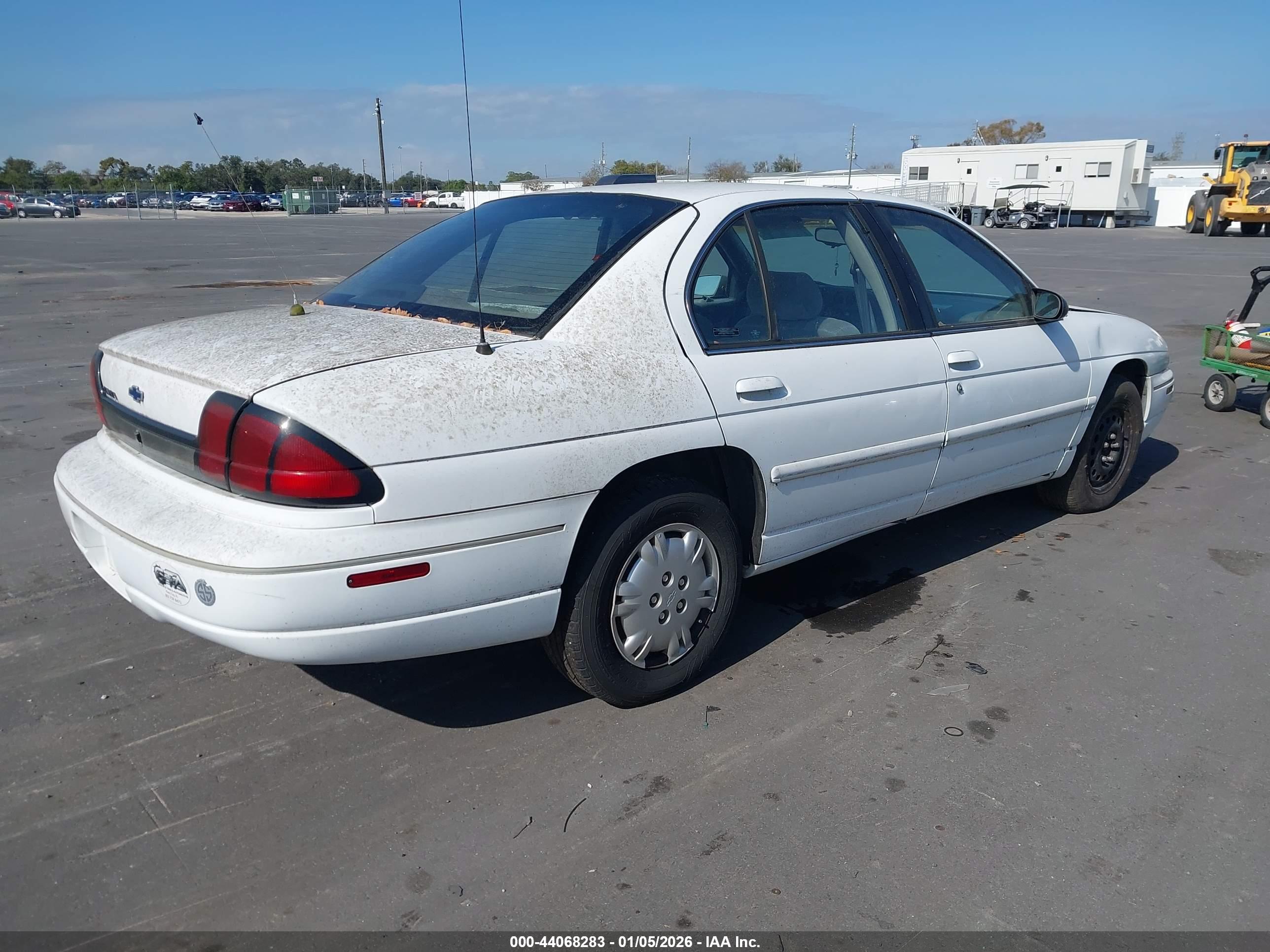 CHEVROLET LUMINA image 4