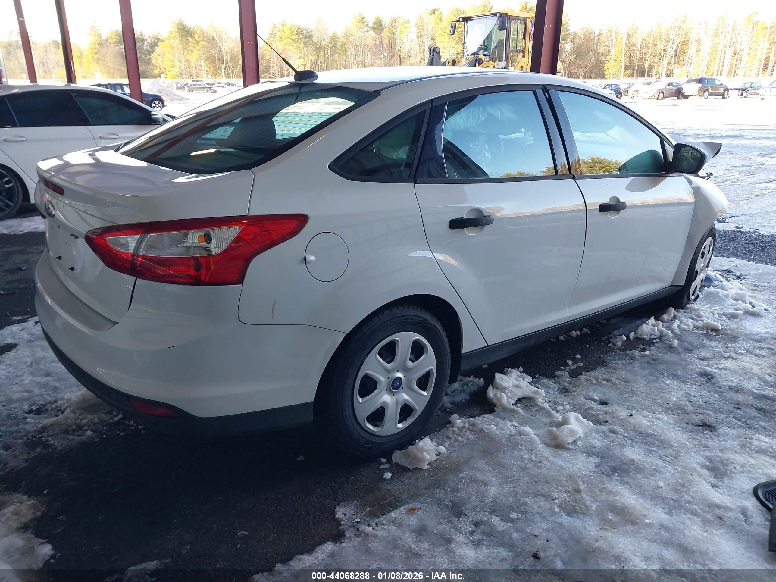 FORD FOCUS image 4
