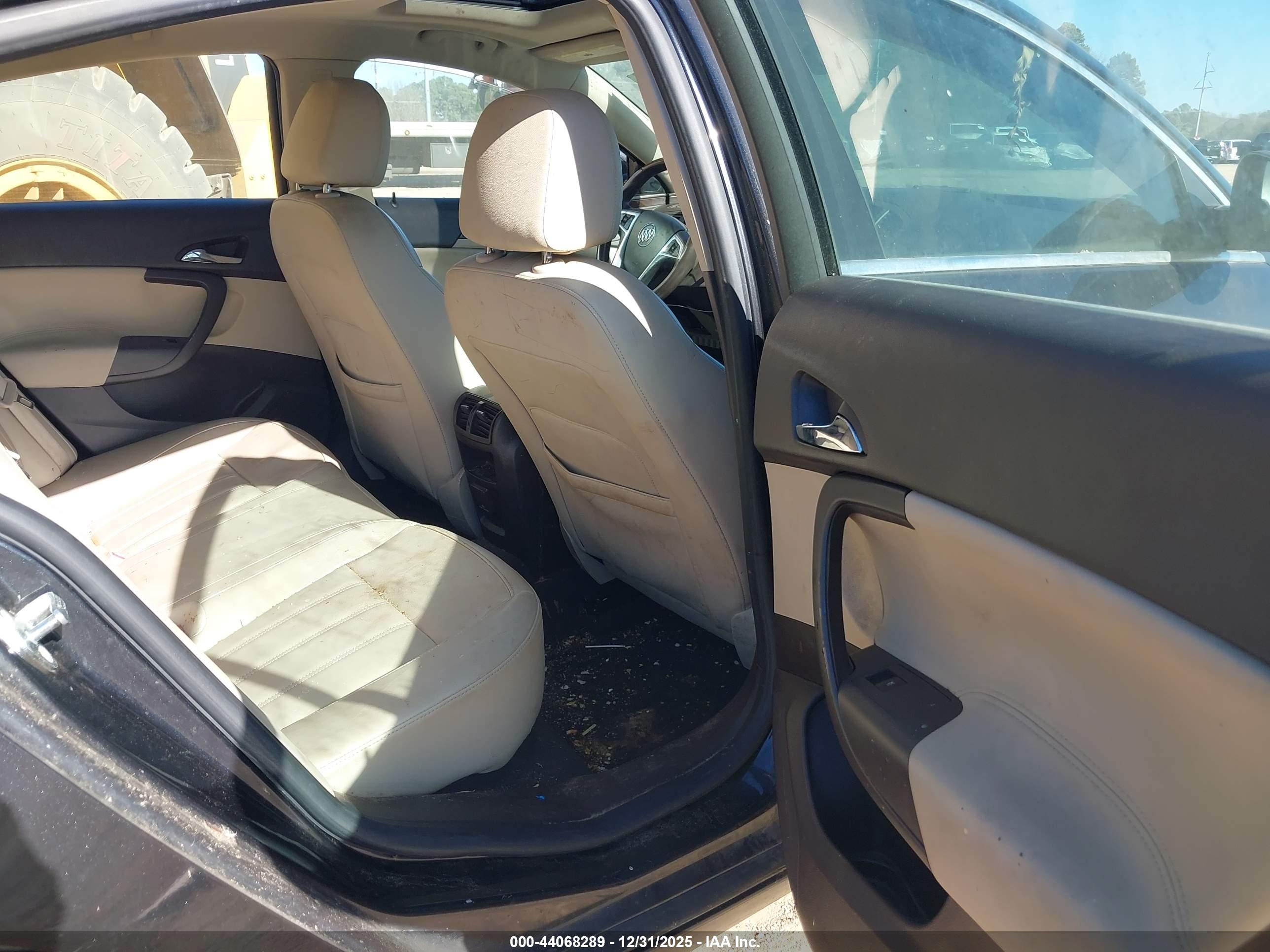 BUICK REGAL image 8