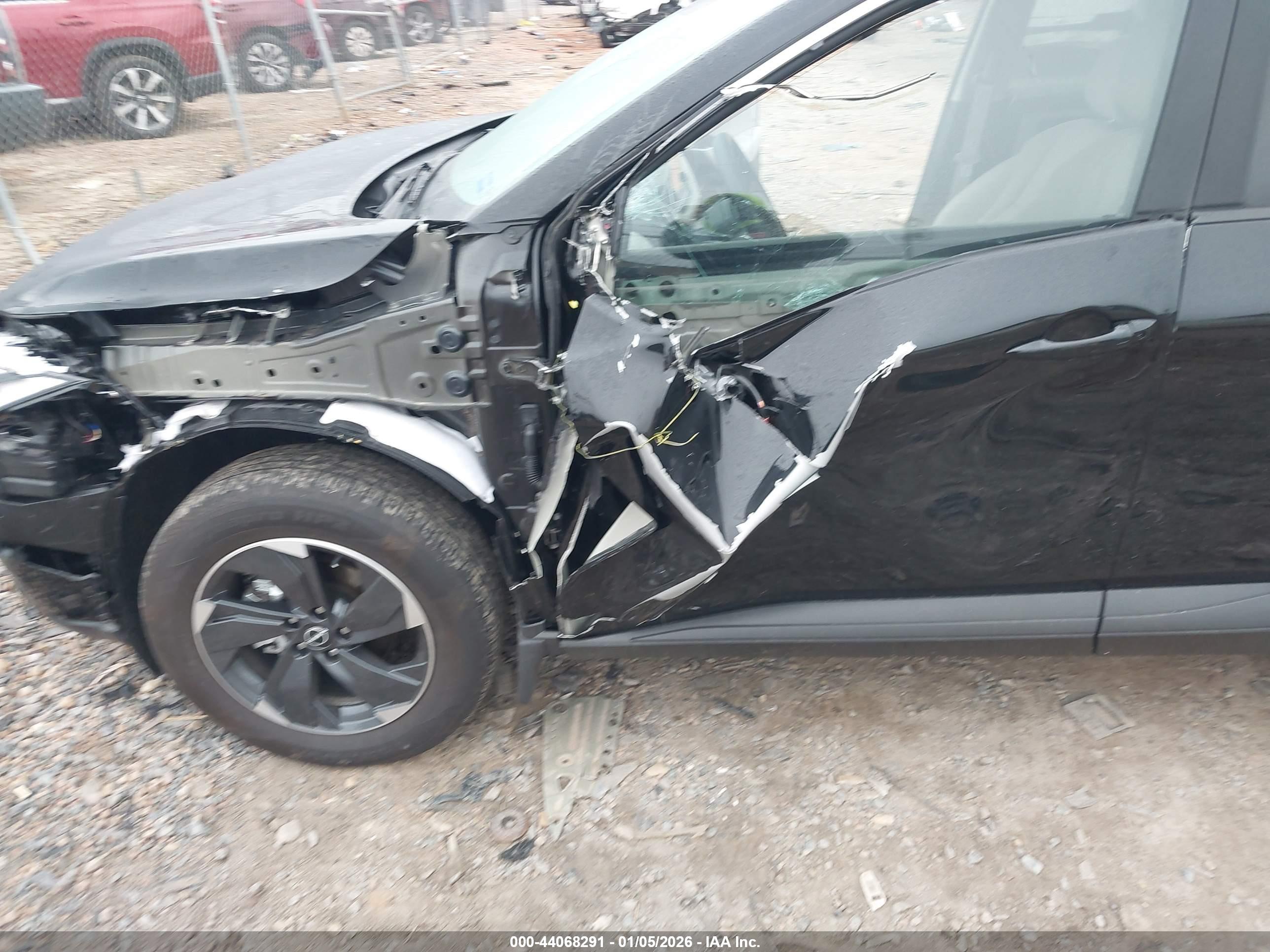 NISSAN ROGUE image 6