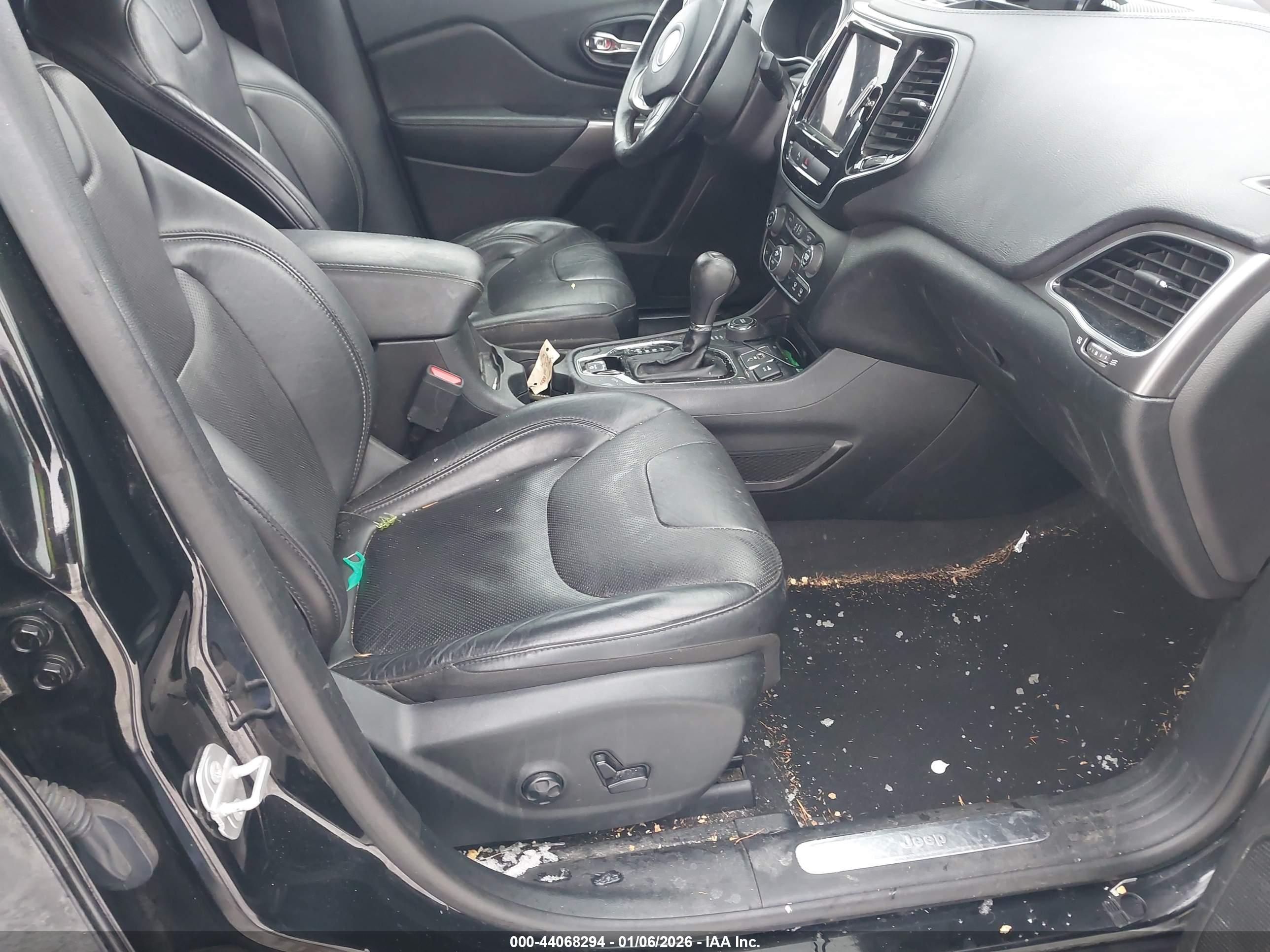 JEEP CHEROKEE image 5
