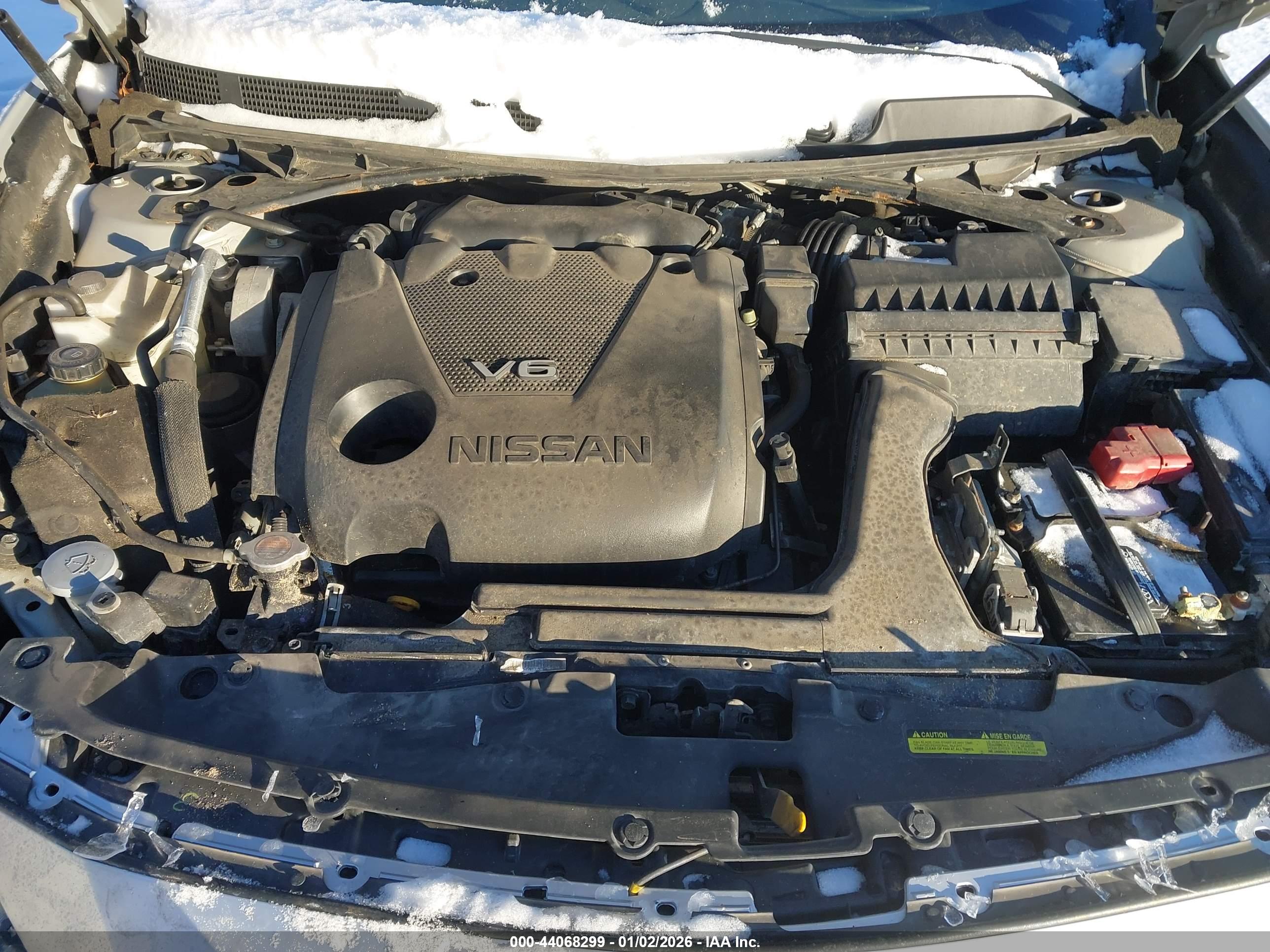 NISSAN MAXIMA image 10