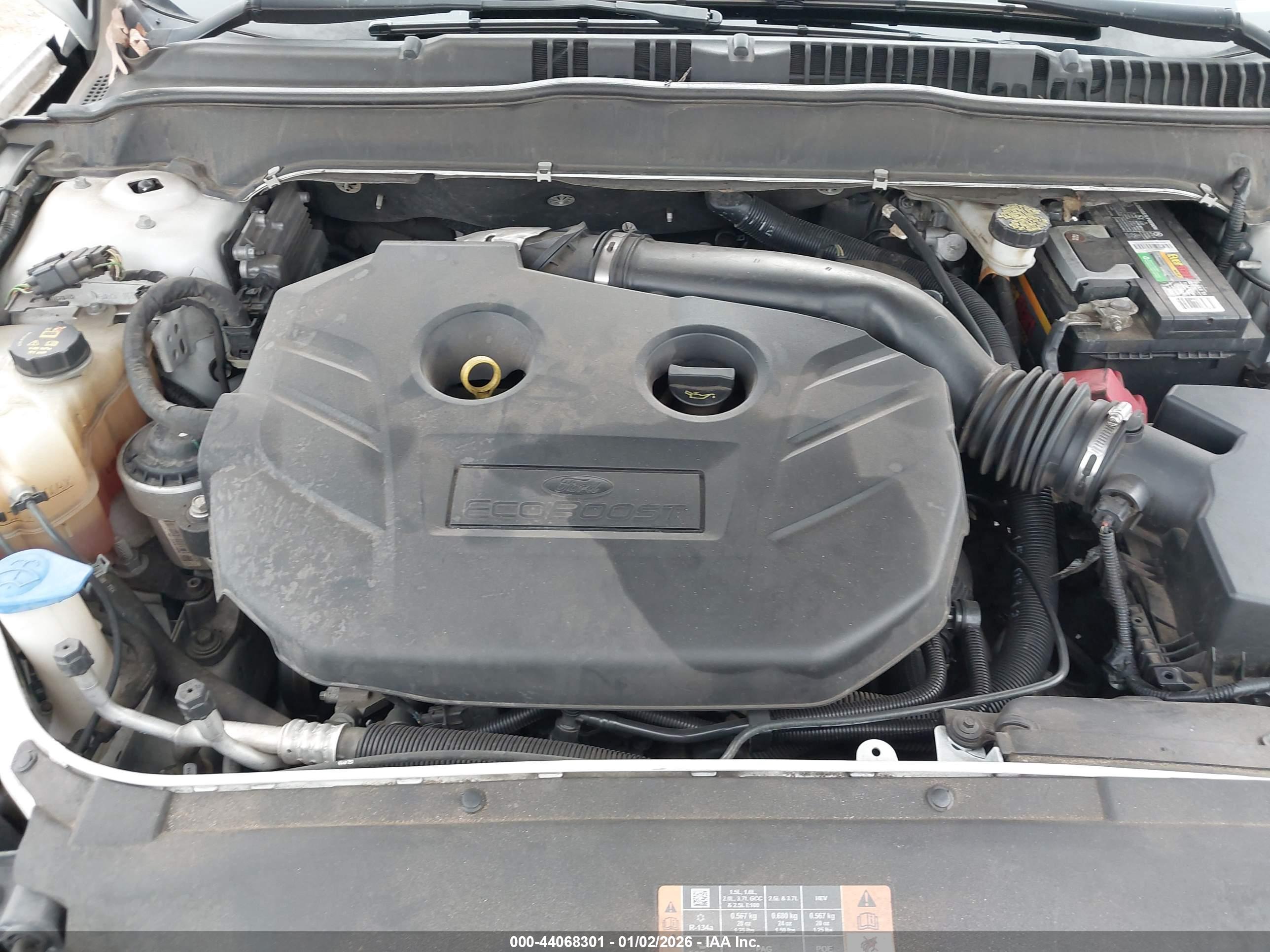 FORD FUSION image 10