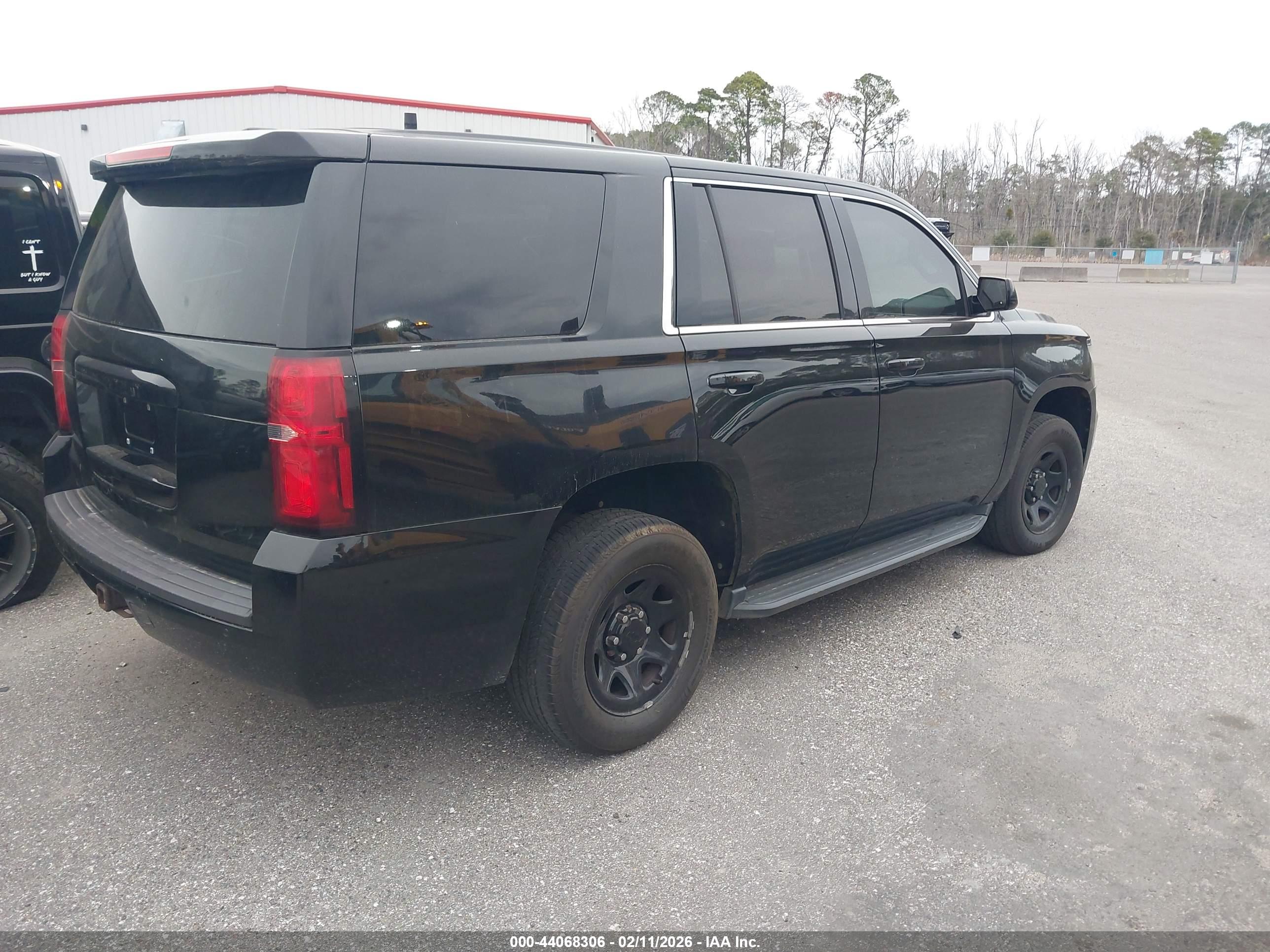 CHEVROLET TAHOE image 4