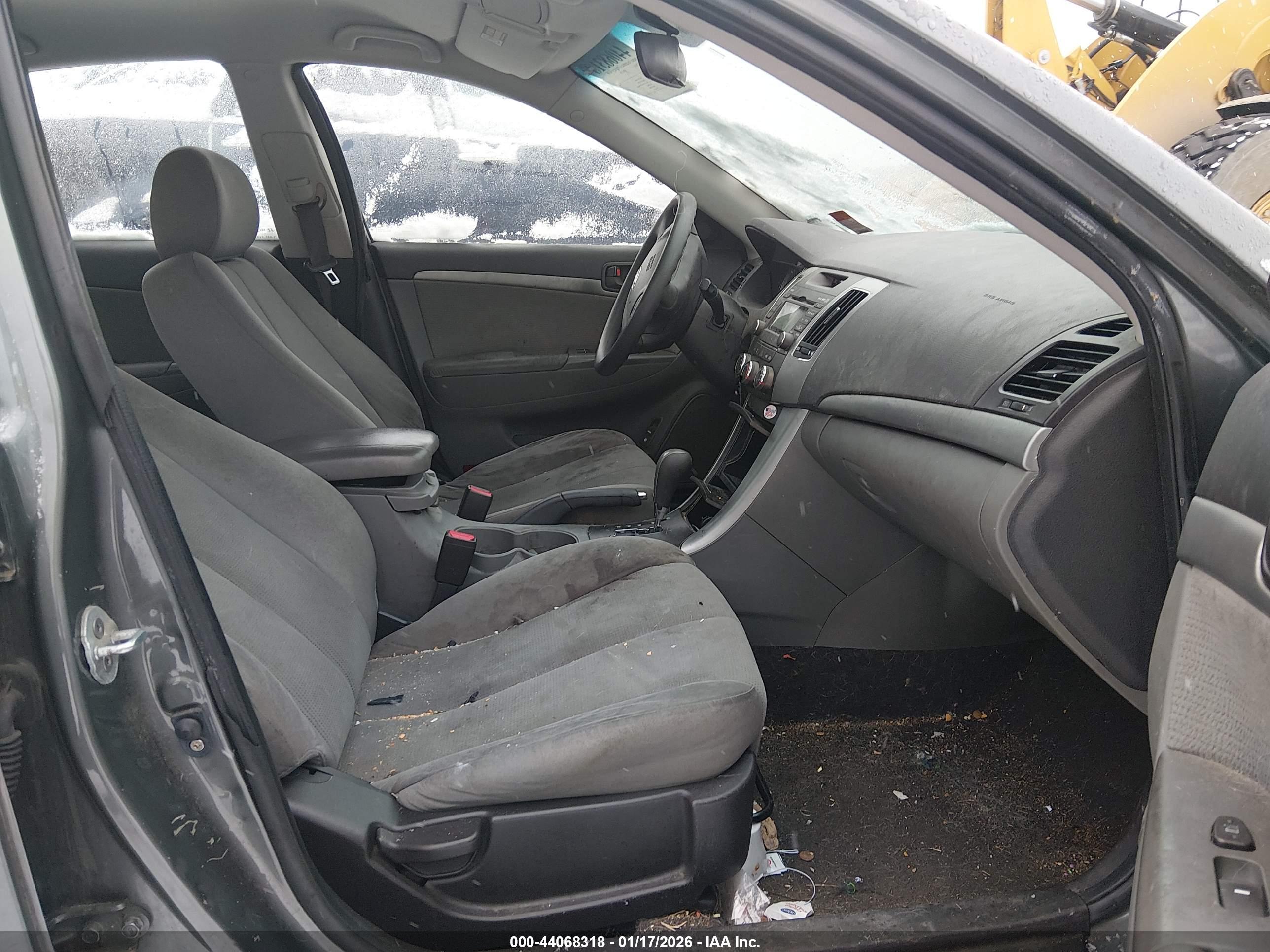 HYUNDAI SONATA image 5