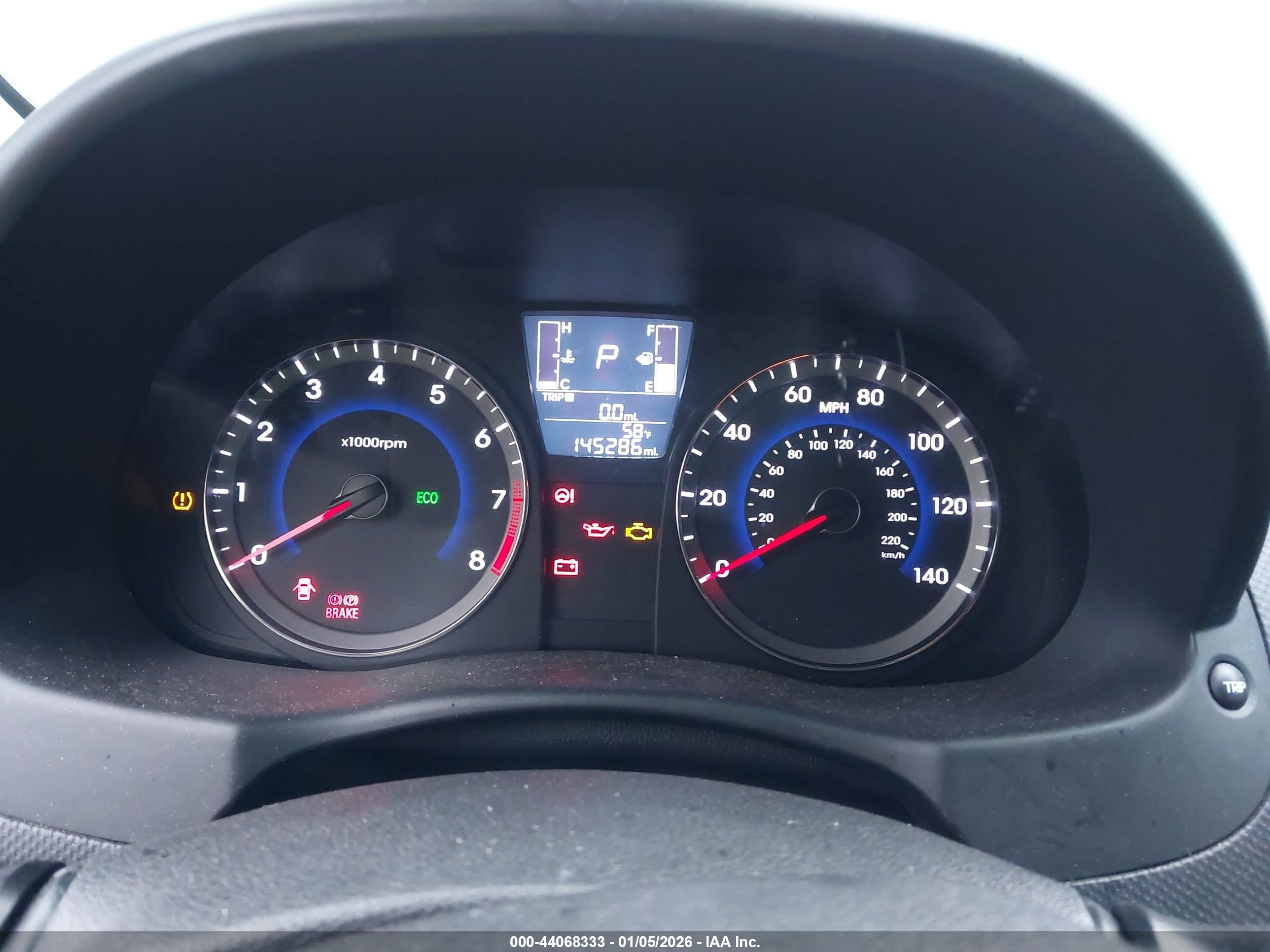HYUNDAI ACCENT image 7