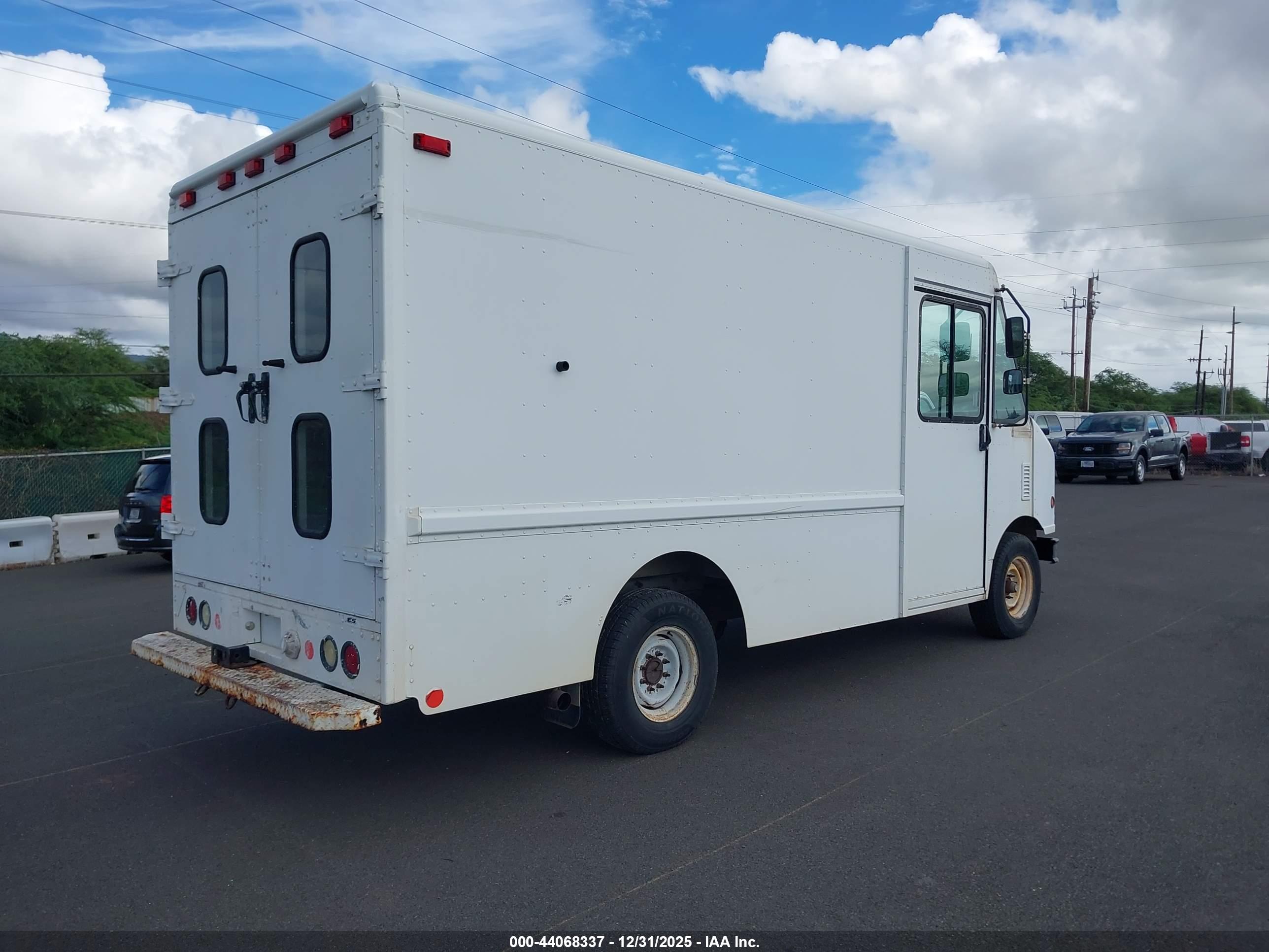 FORD E-350 image 4