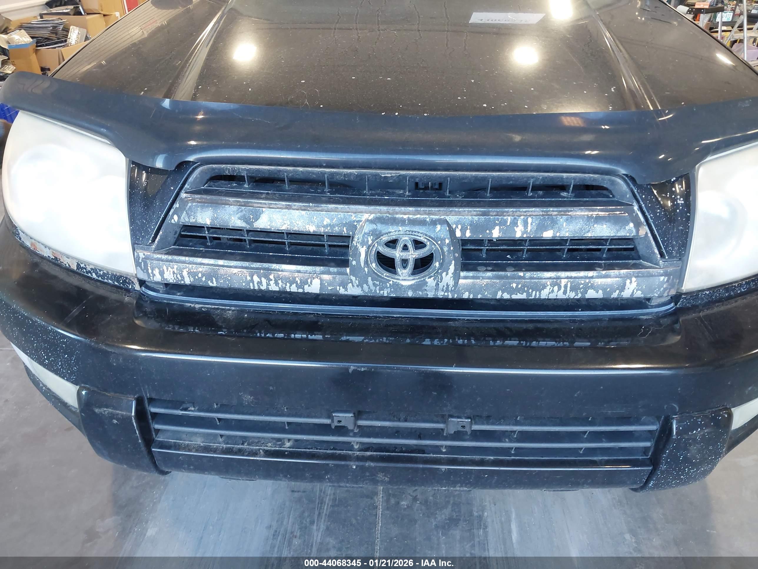 TOYOTA 4RUNNER image 6