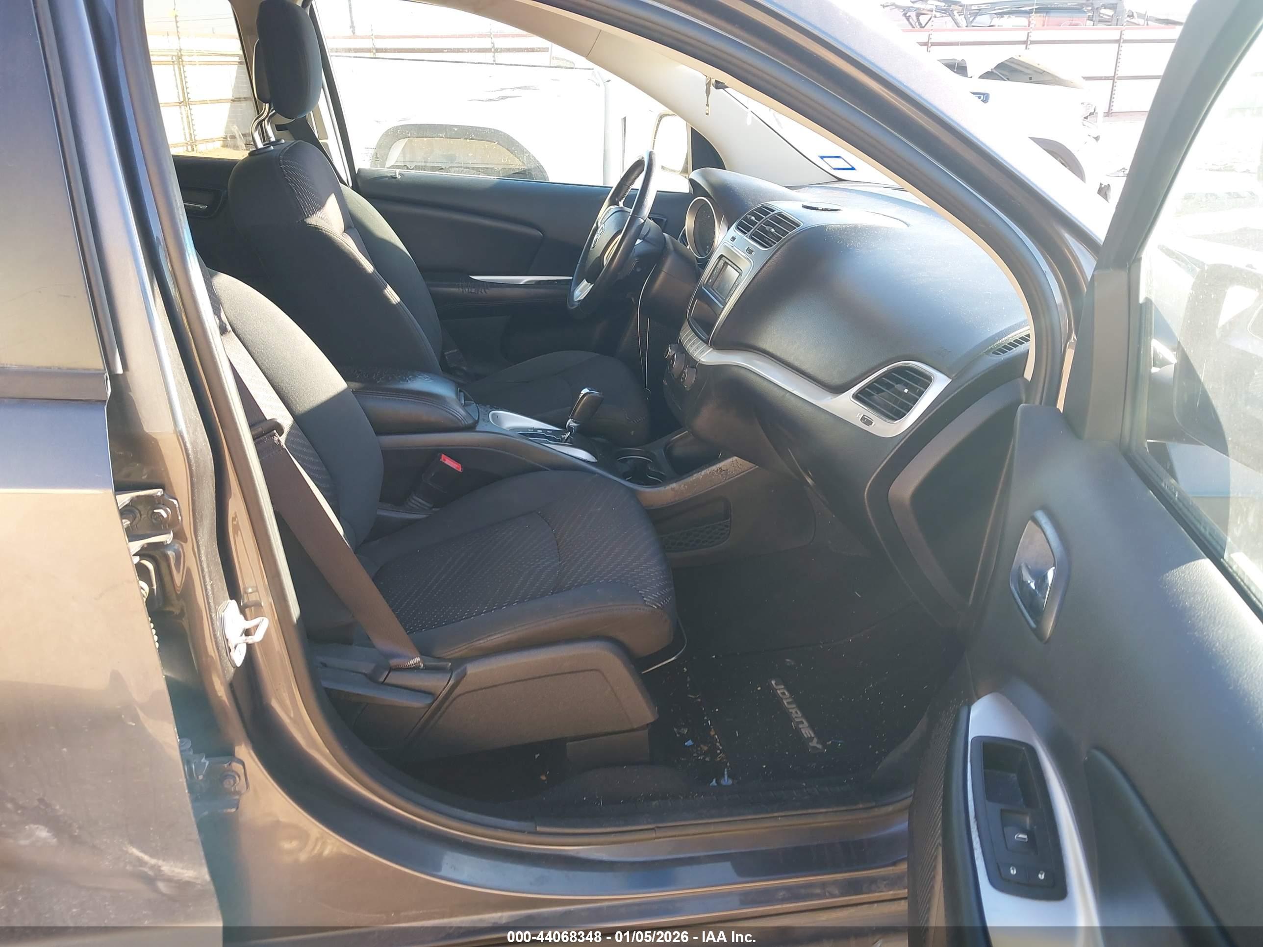DODGE JOURNEY image 5