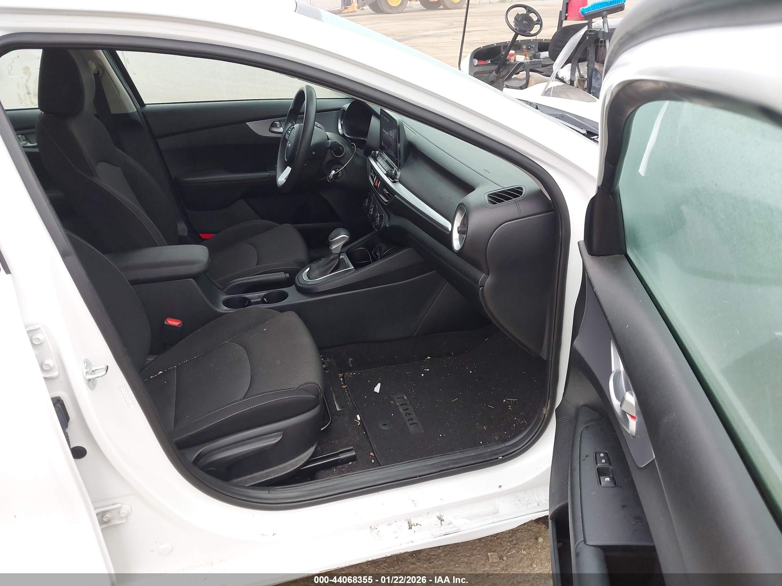 KIA FORTE image 5