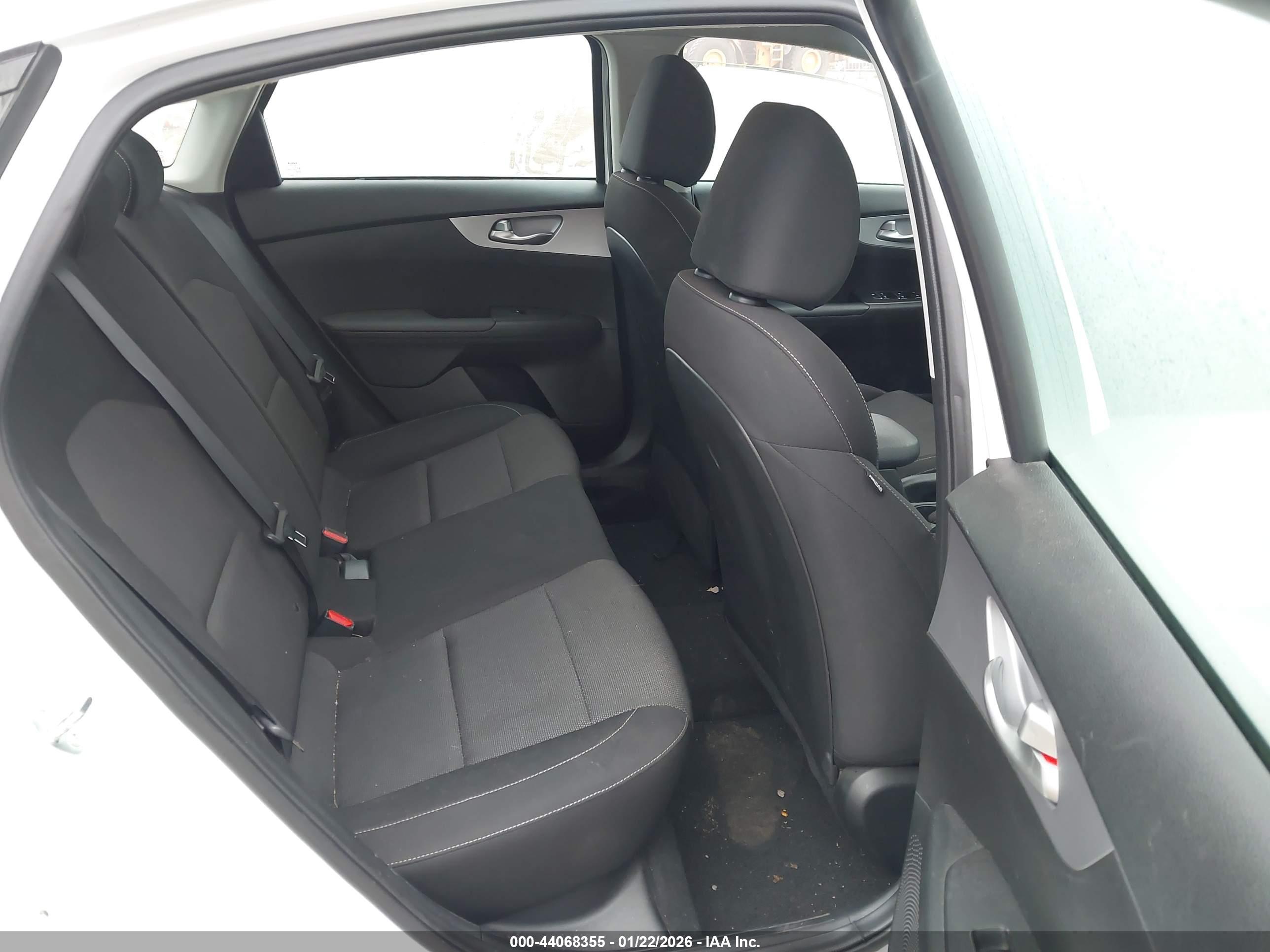 KIA FORTE image 8