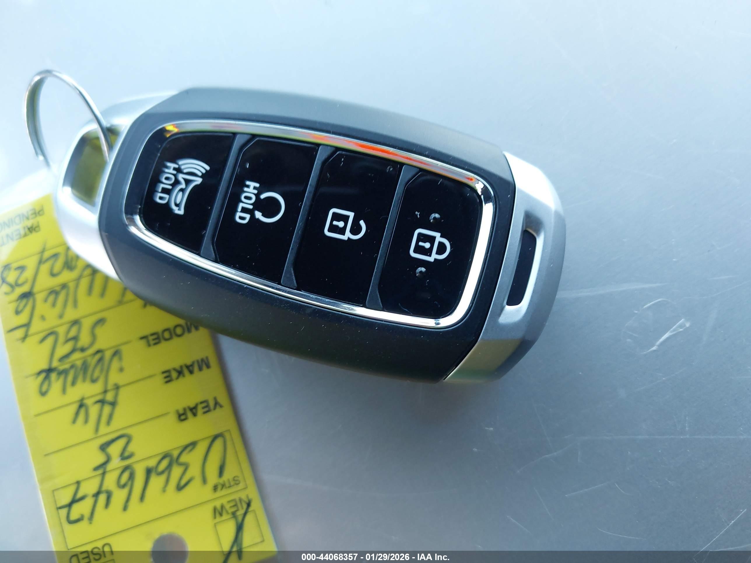 HYUNDAI VENUE image 11