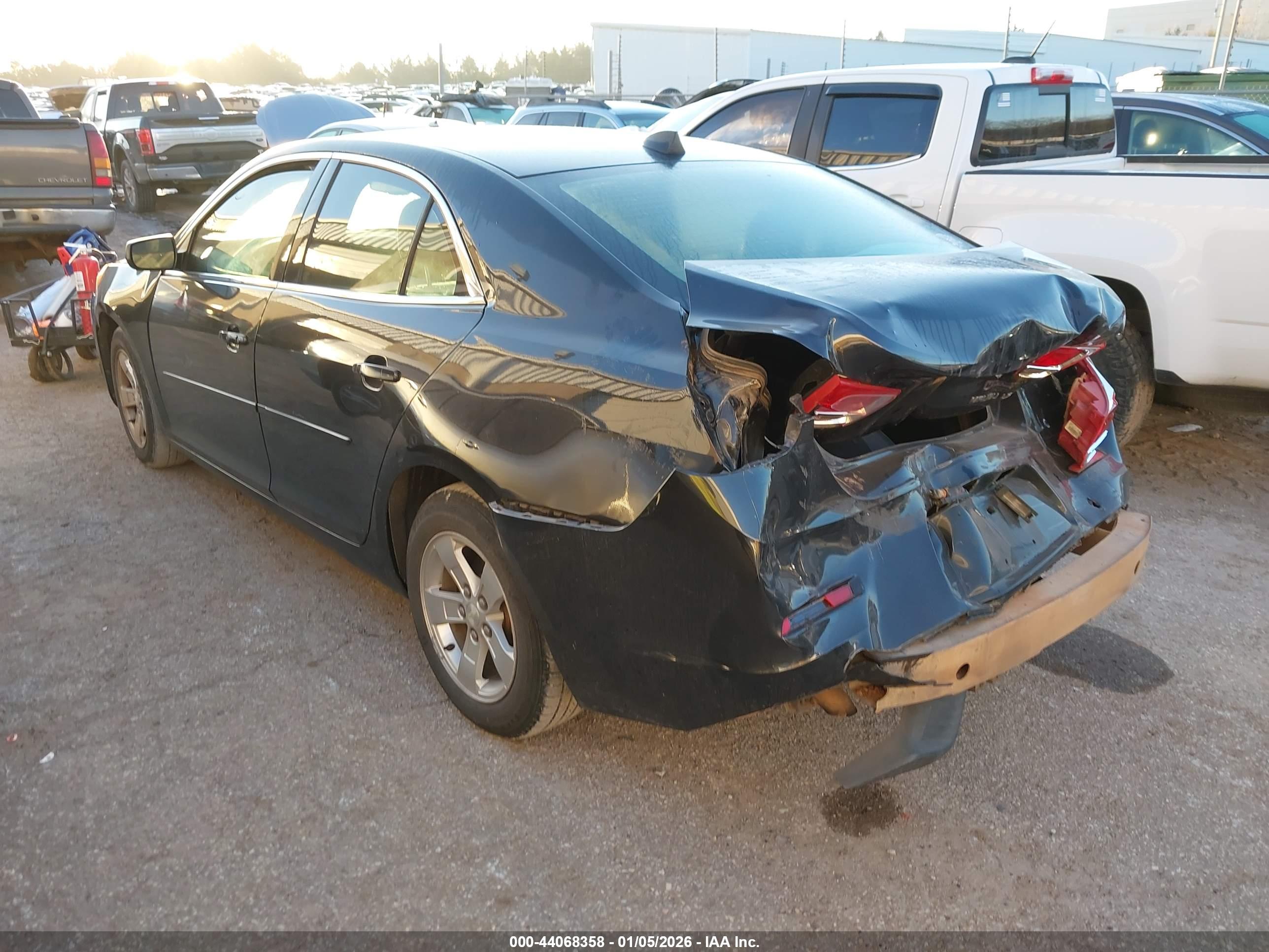CHEVROLET MALIBU image 3