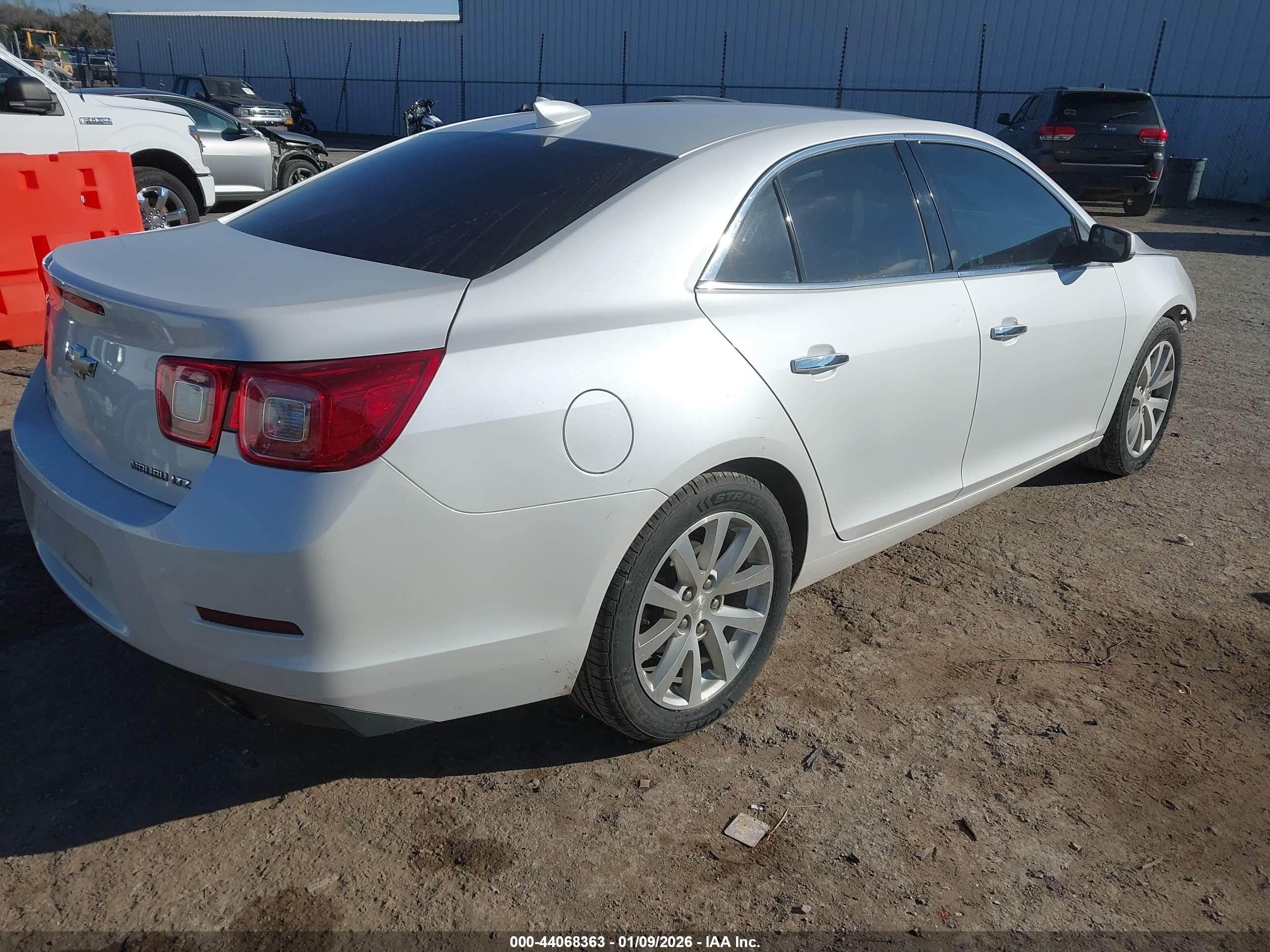 CHEVROLET MALIBU image 4