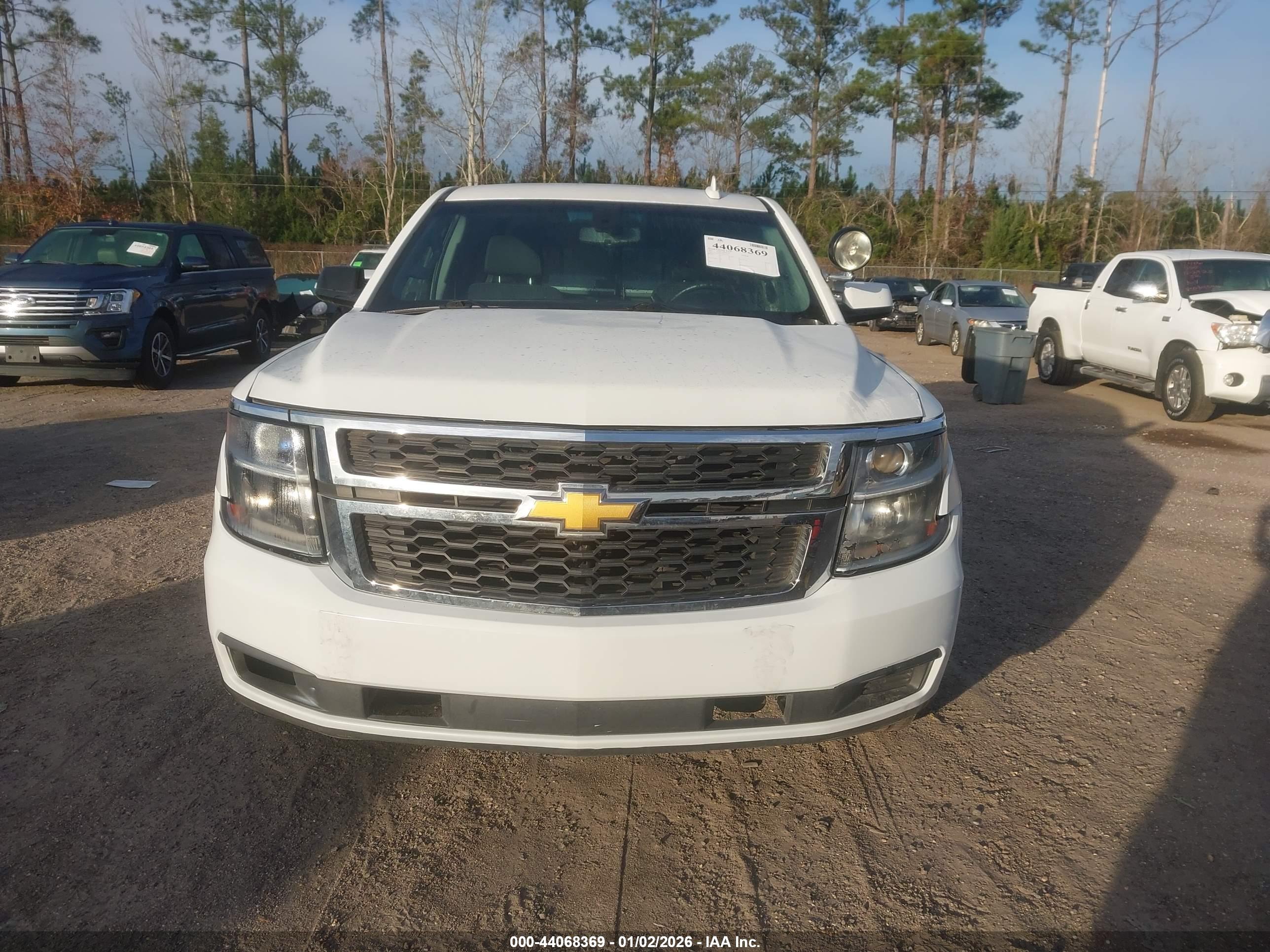CHEVROLET TAHOE image 6