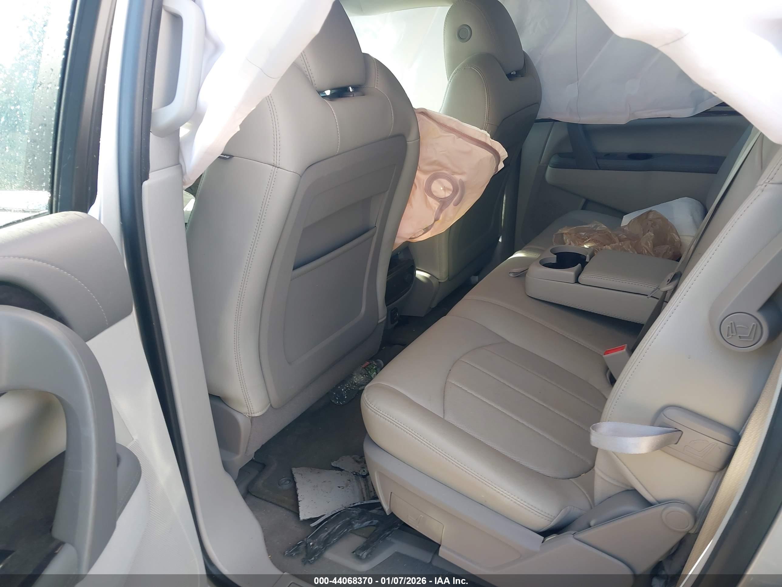 BUICK ENCLAVE image 8