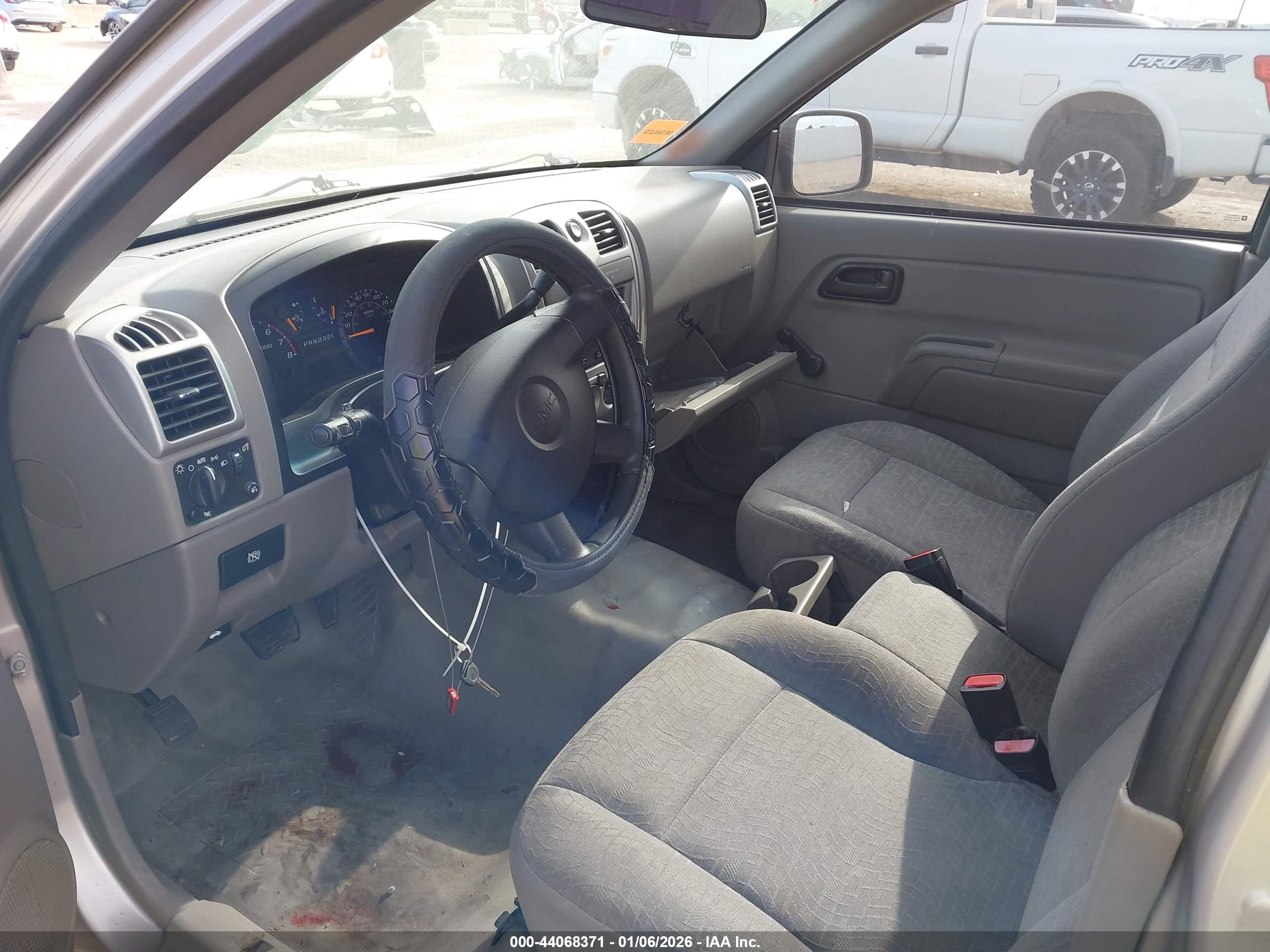 GMC CANYON image 5