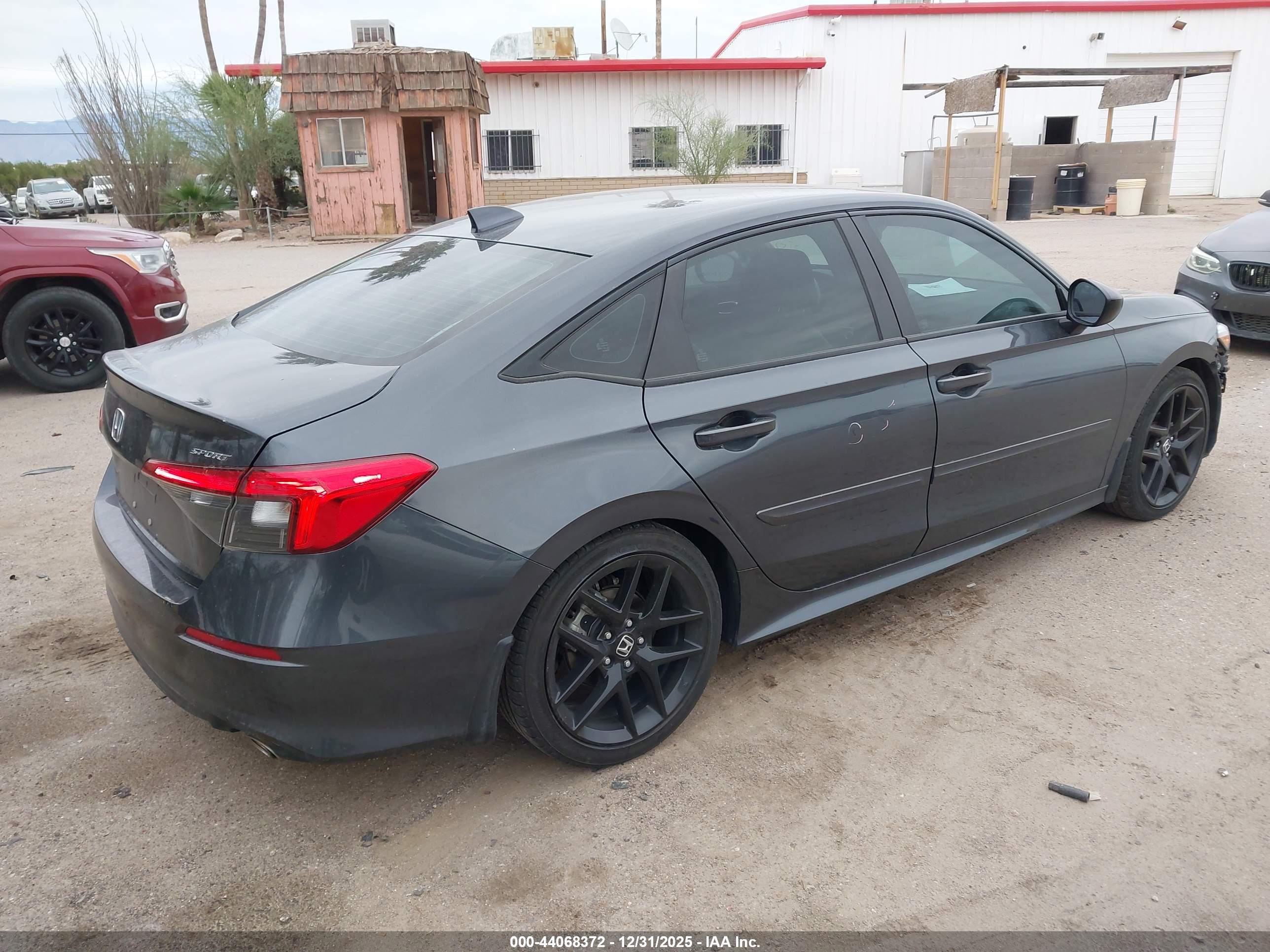HONDA CIVIC image 4
