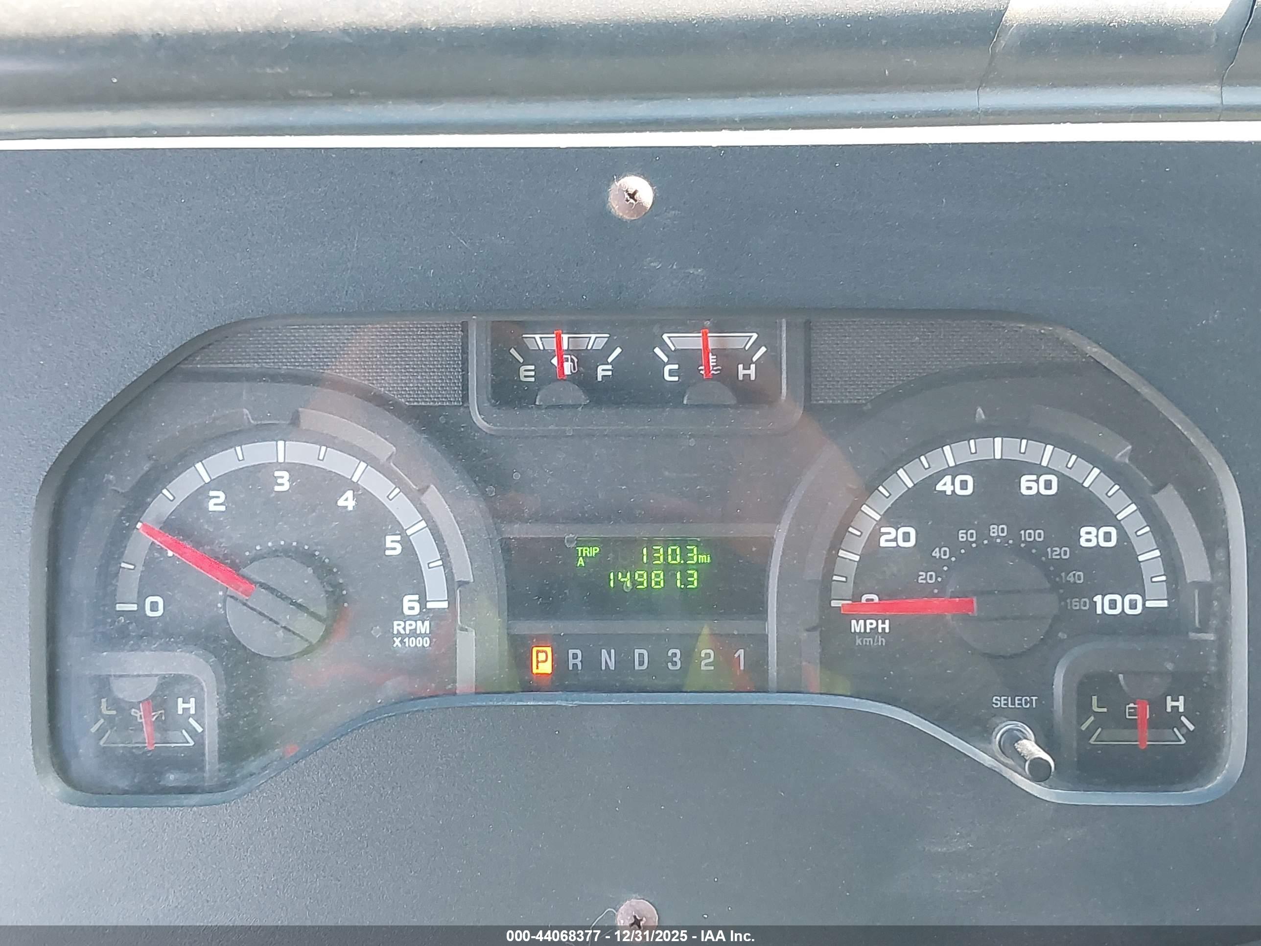 FORD E-350 image 6