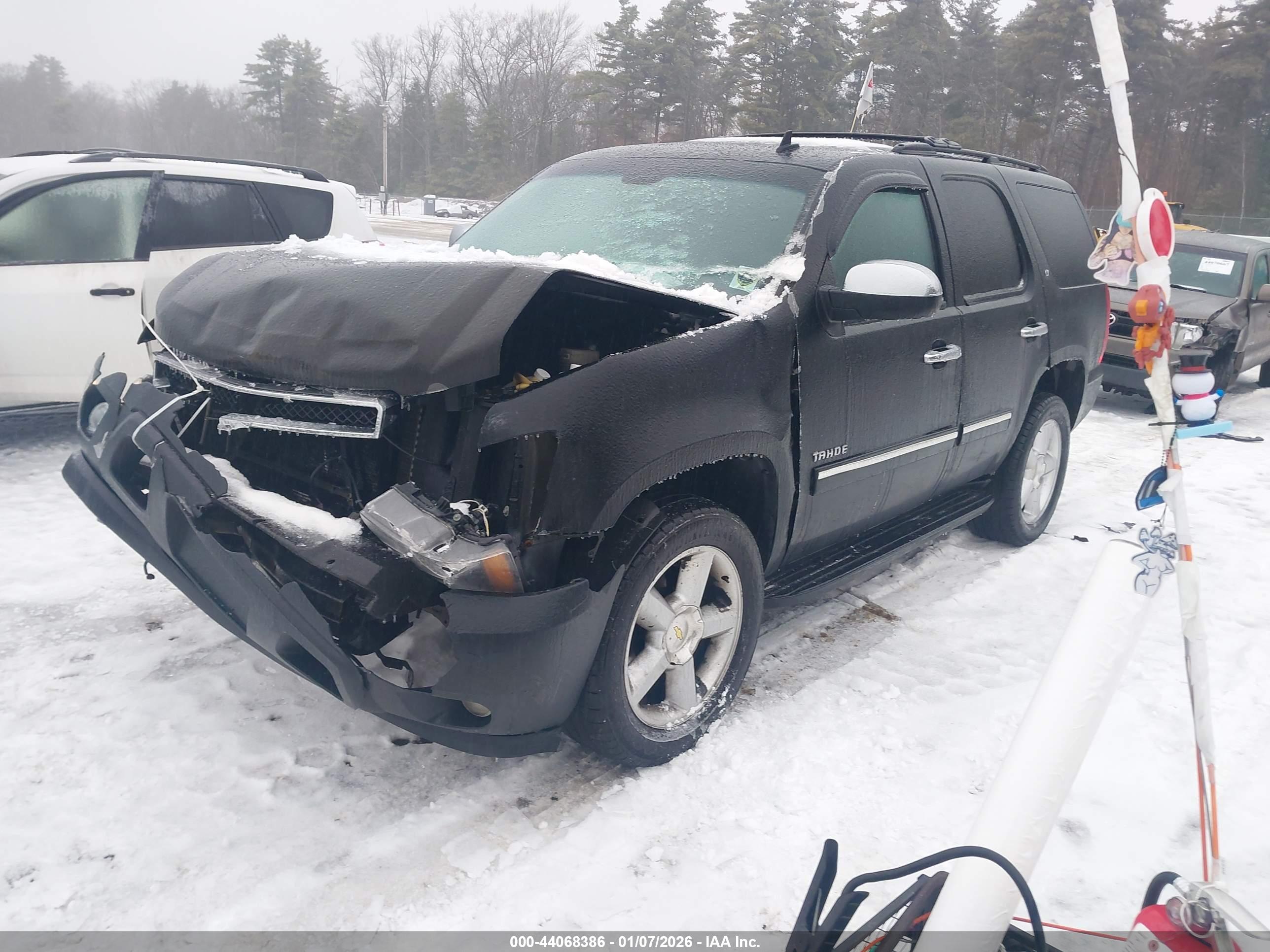 CHEVROLET TAHOE image 2