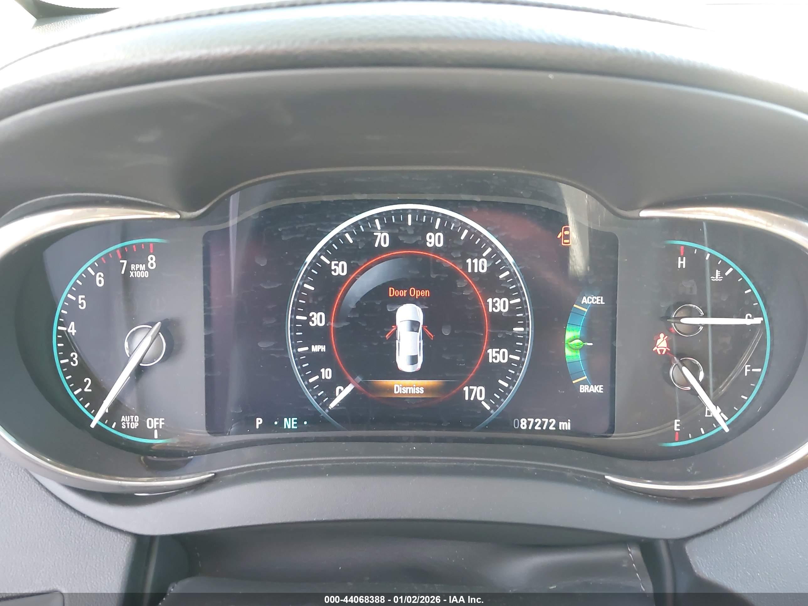 BUICK LACROSSE image 7