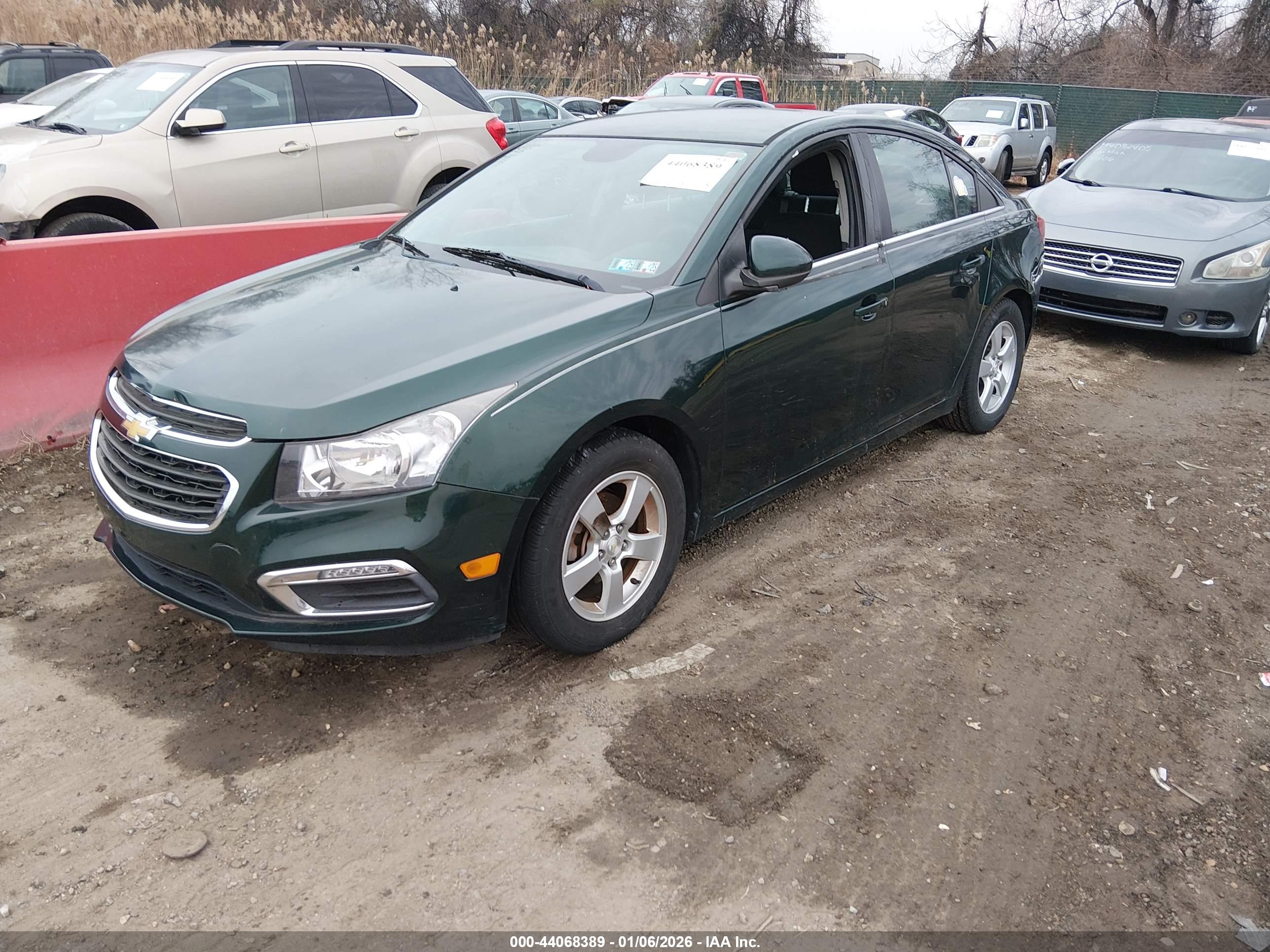 CHEVROLET CRUZE image 2