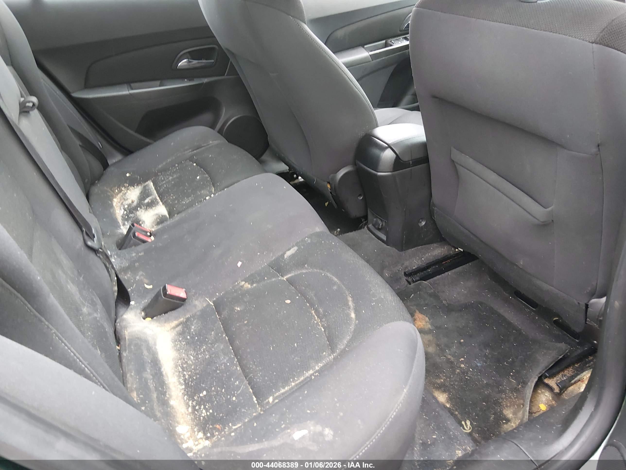 CHEVROLET CRUZE image 8