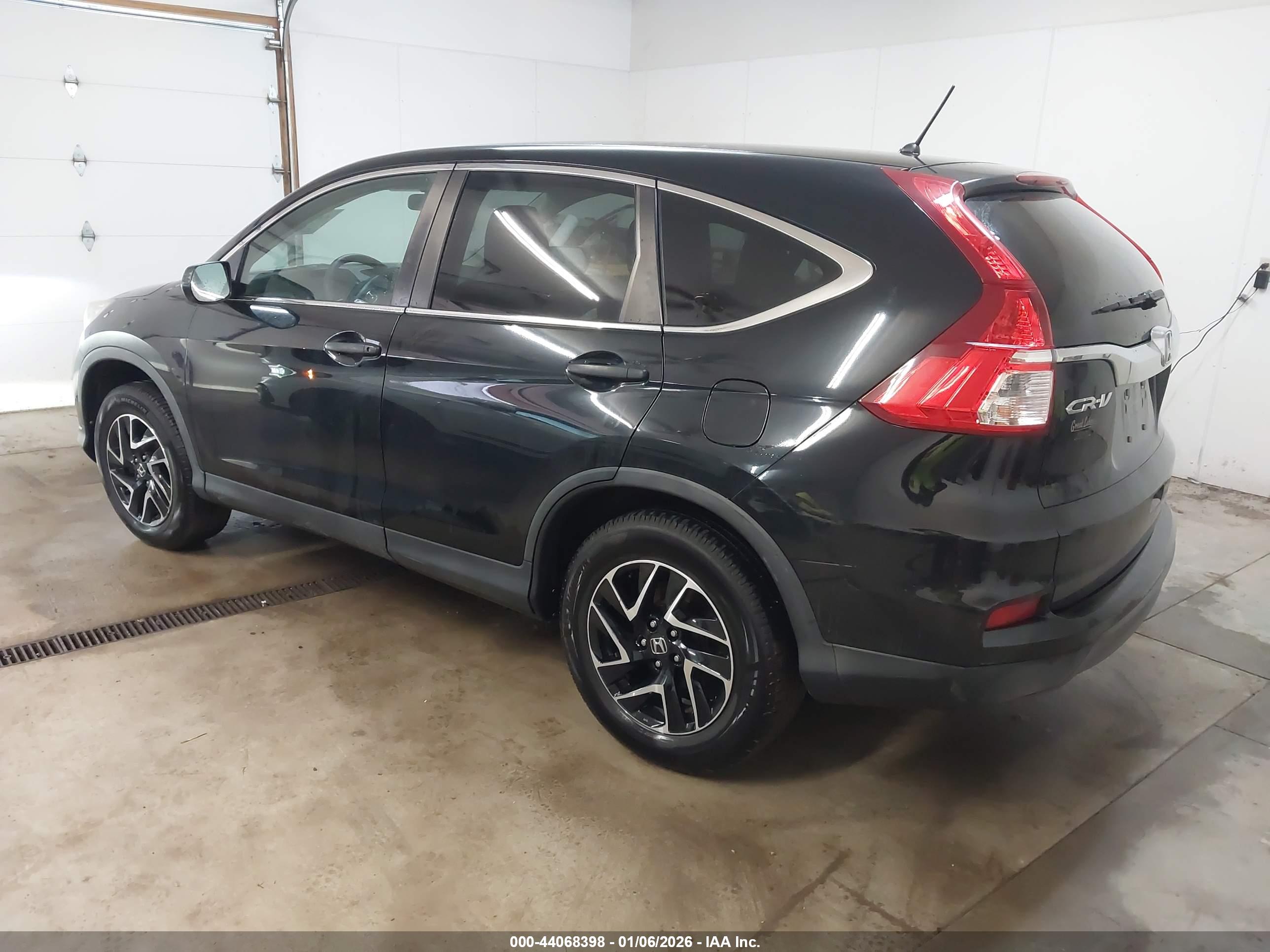 HONDA CR-V image 3