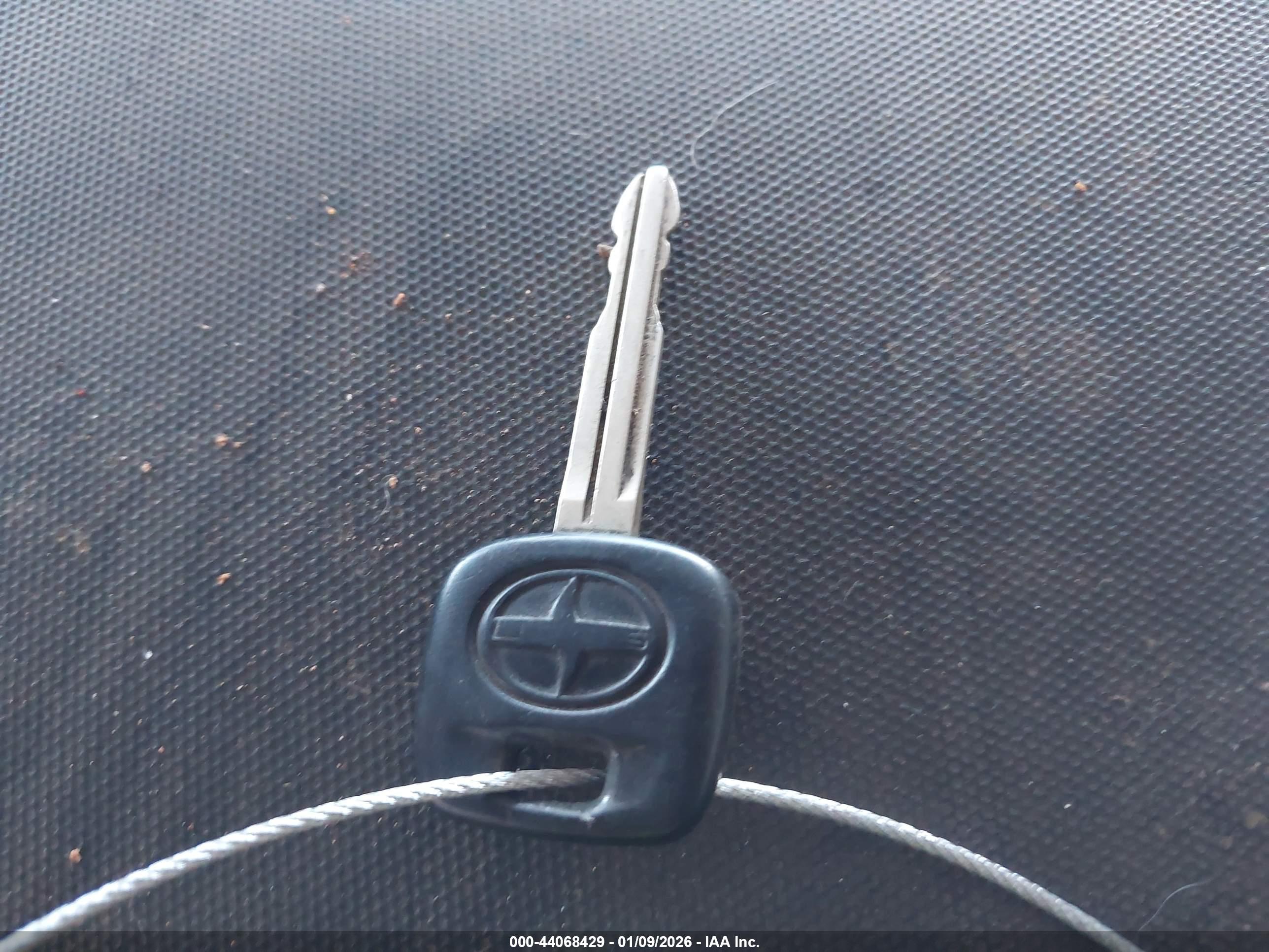 SCION XA image 11