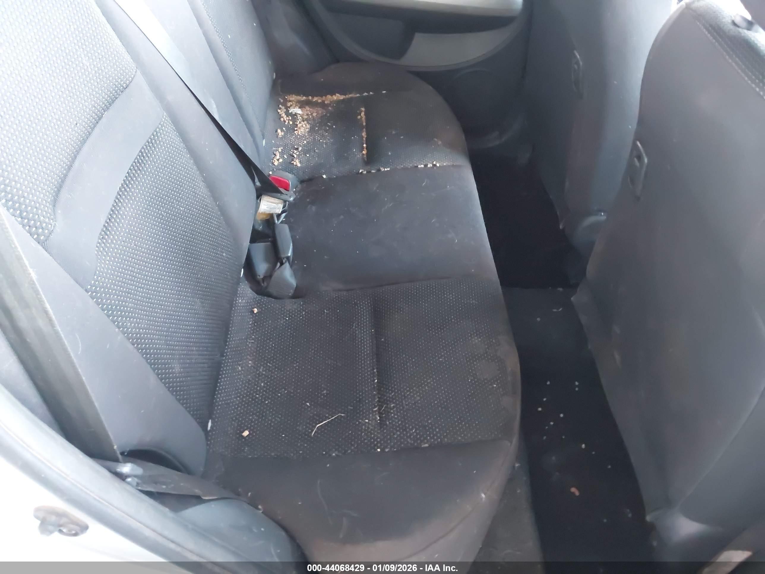 SCION XA image 8