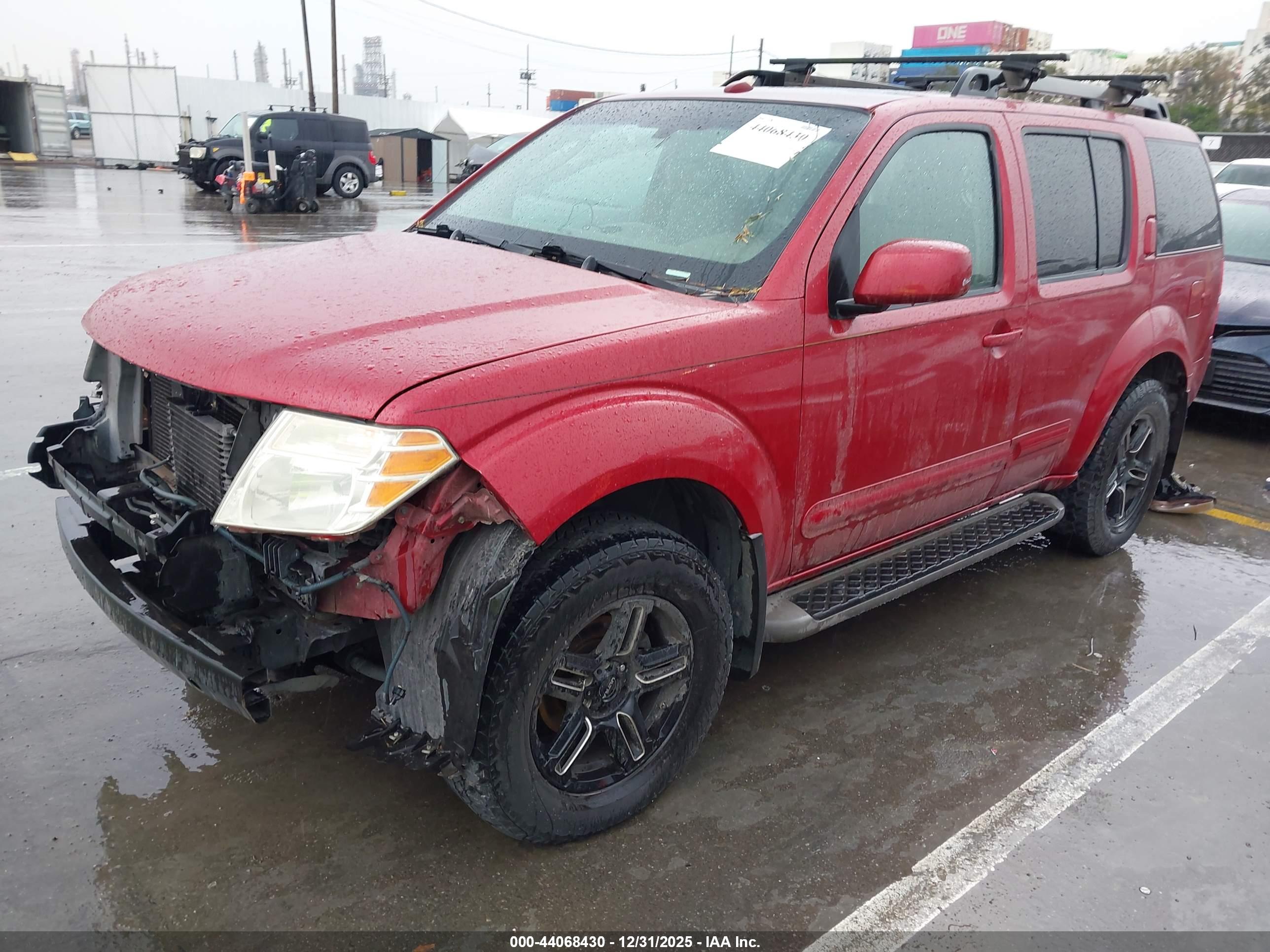 NISSAN PATHFINDER image 2