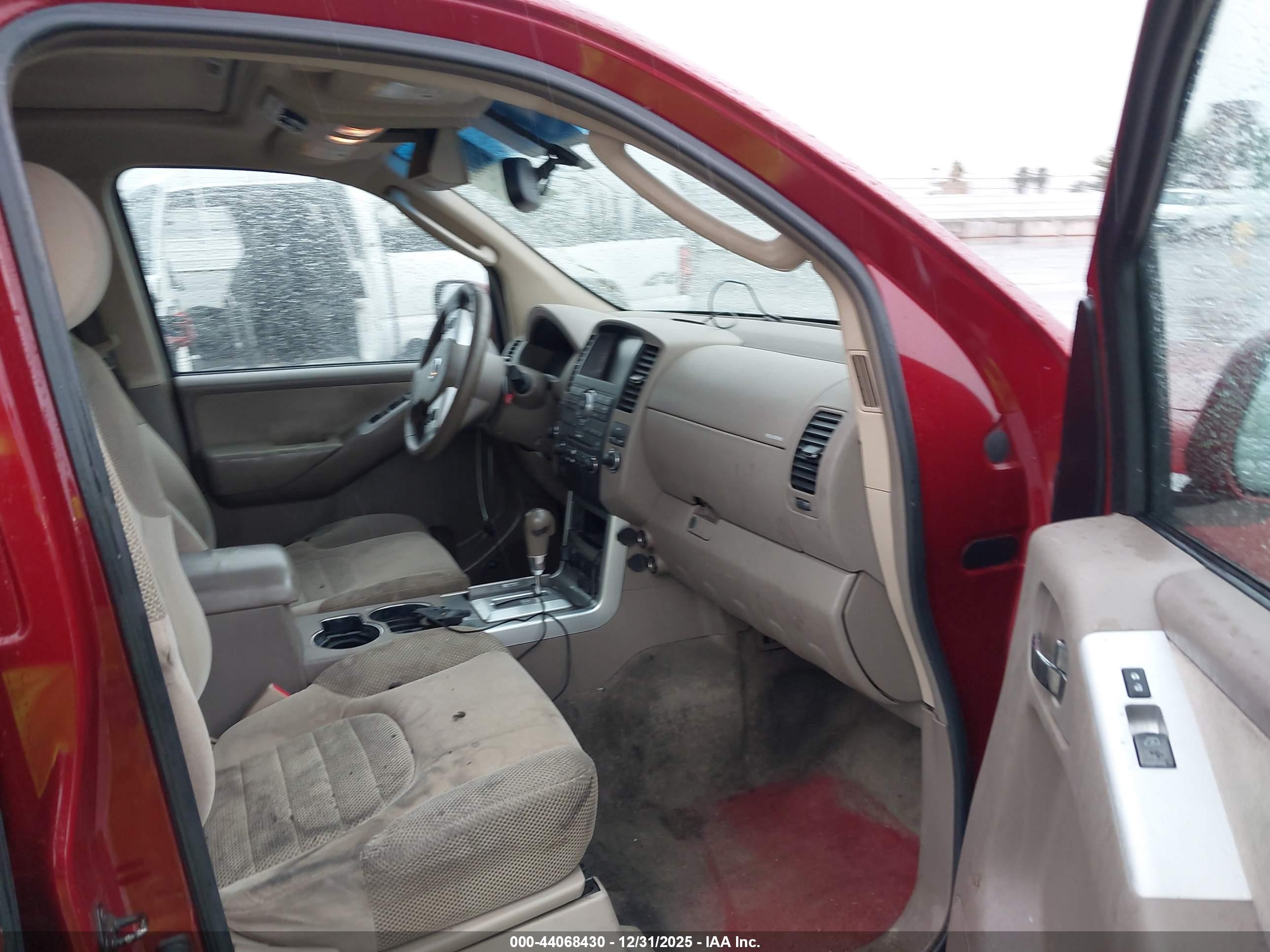 NISSAN PATHFINDER image 5