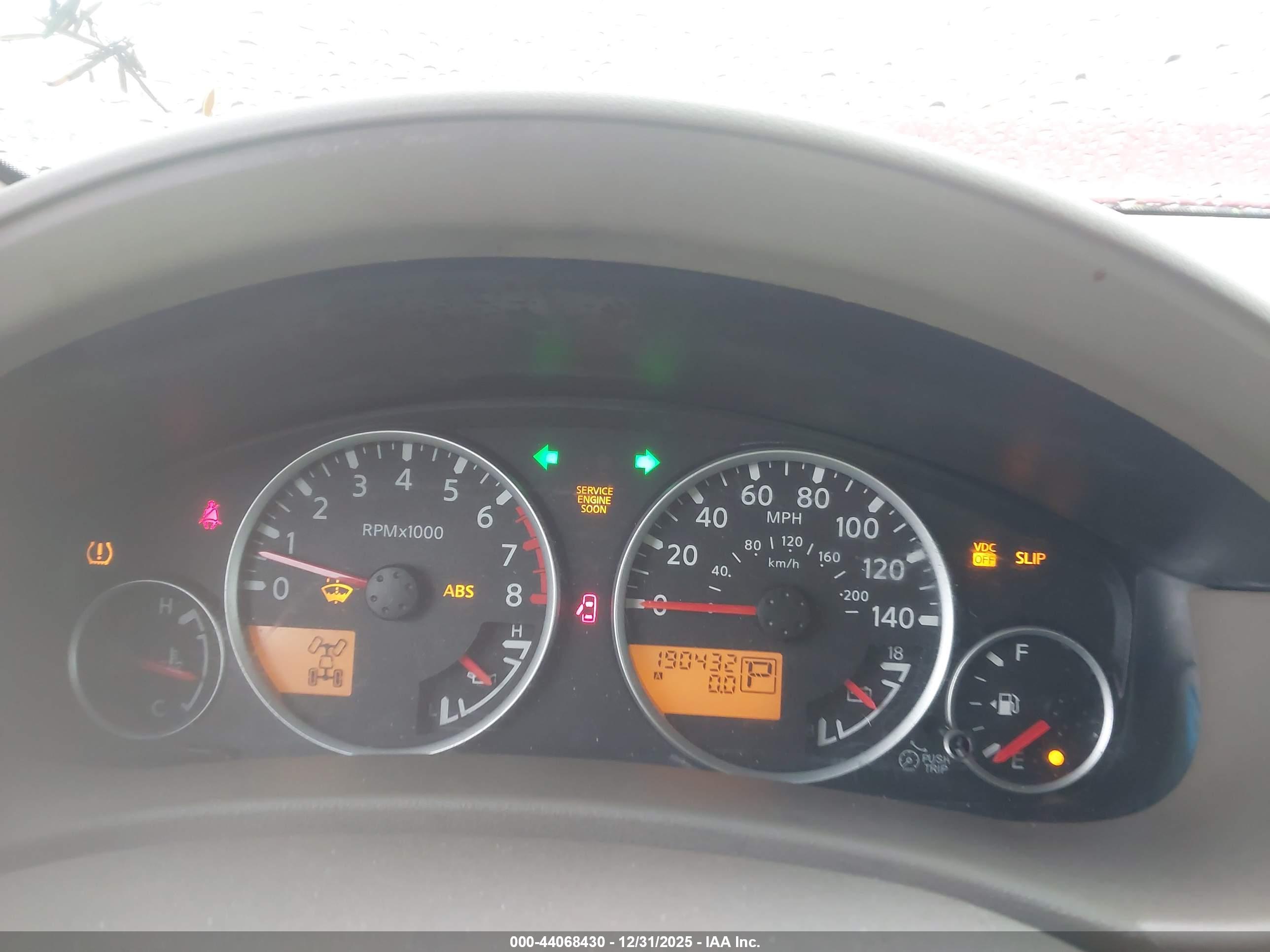 NISSAN PATHFINDER image 7