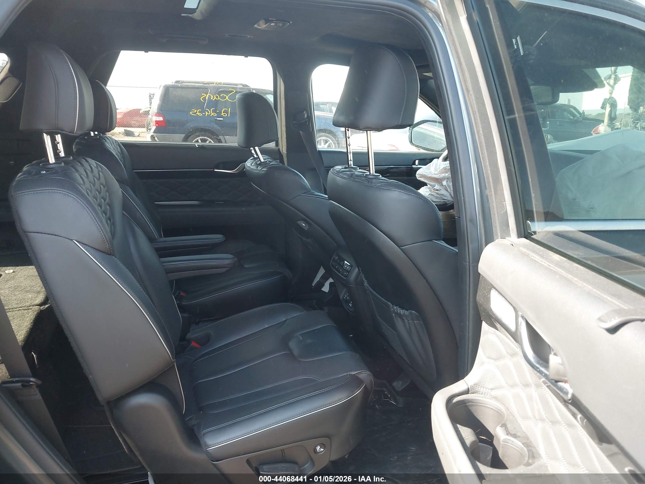 HYUNDAI PALISADE image 8