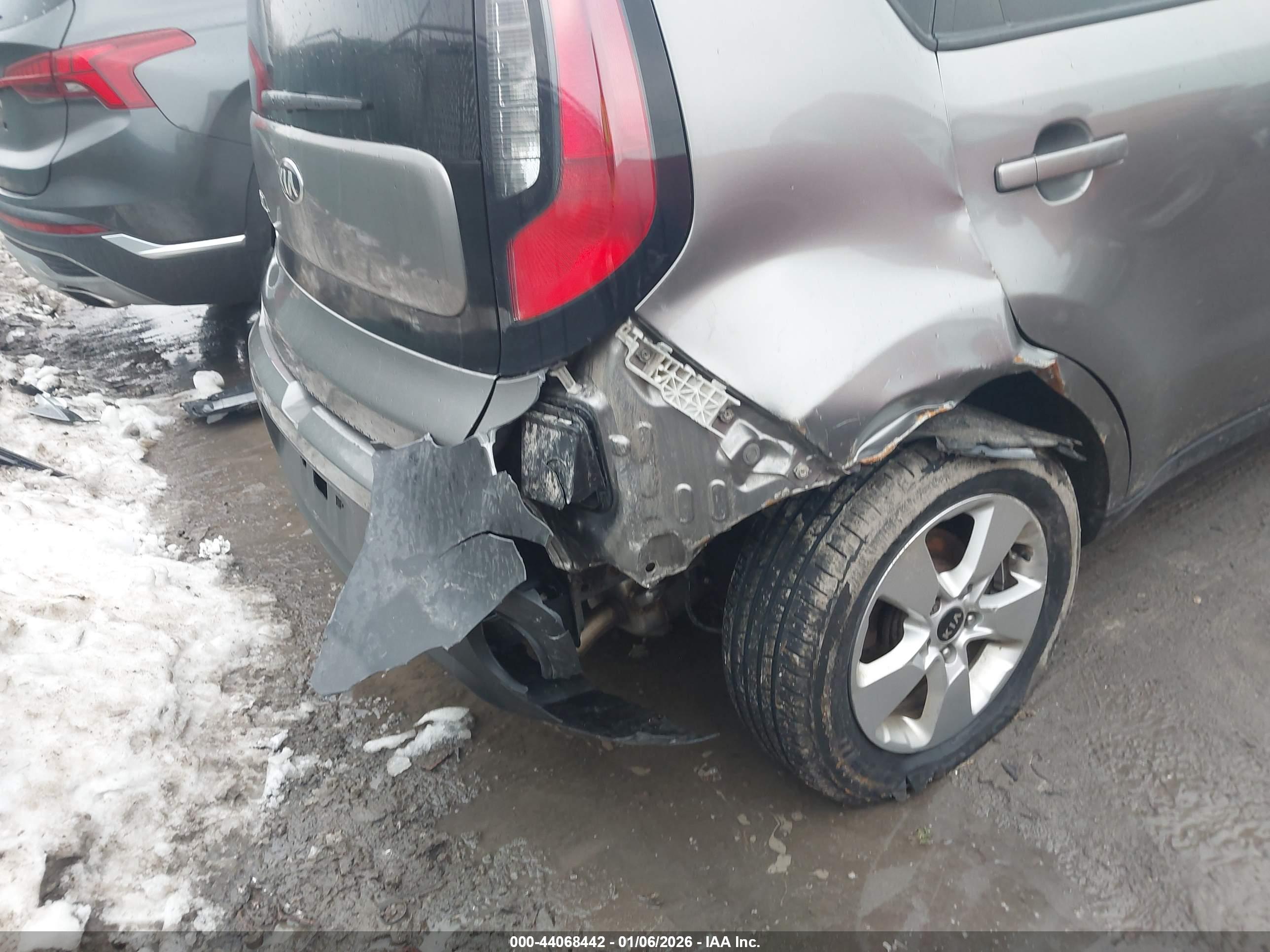 KIA SOUL image 6