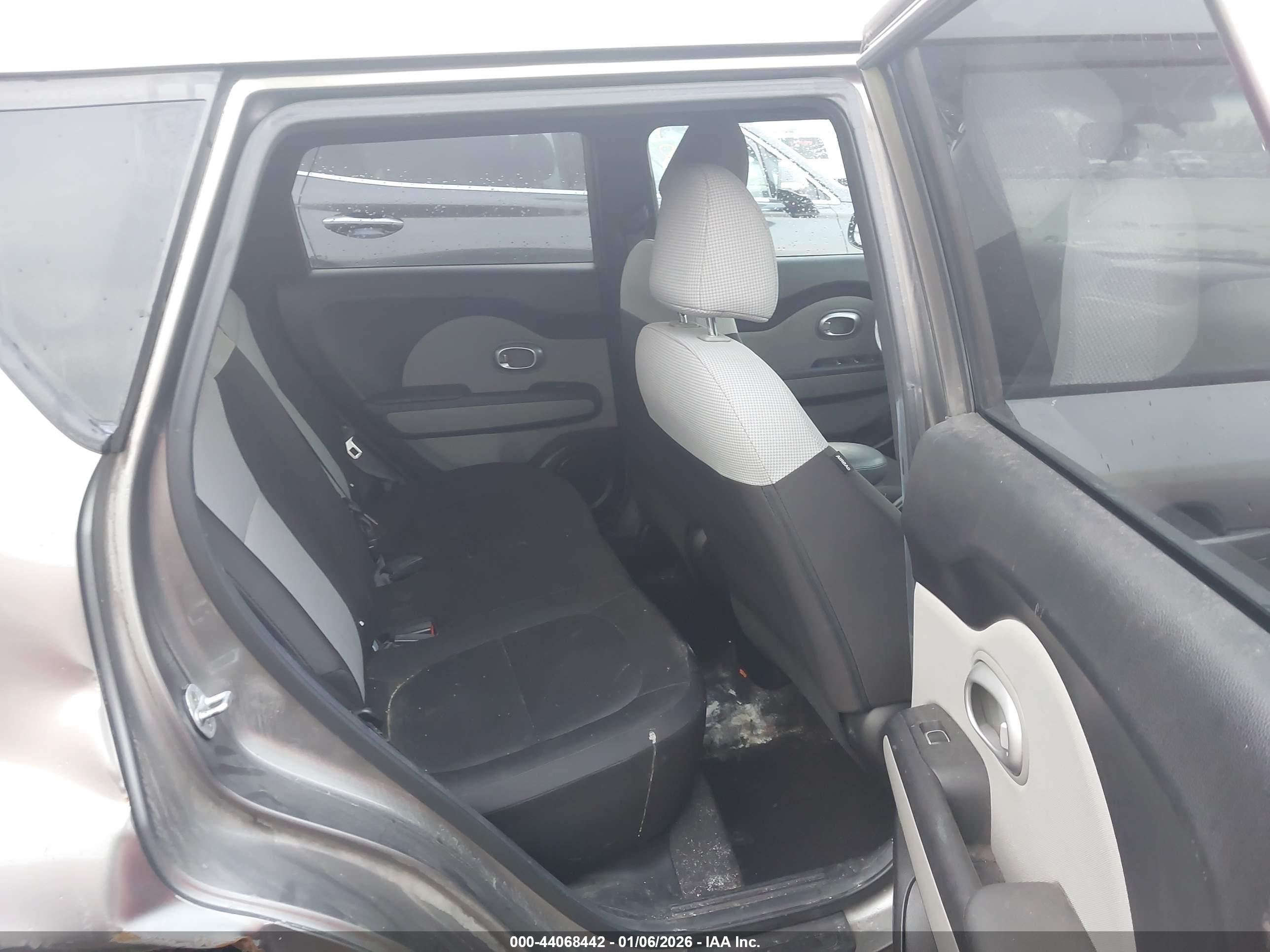 KIA SOUL image 8