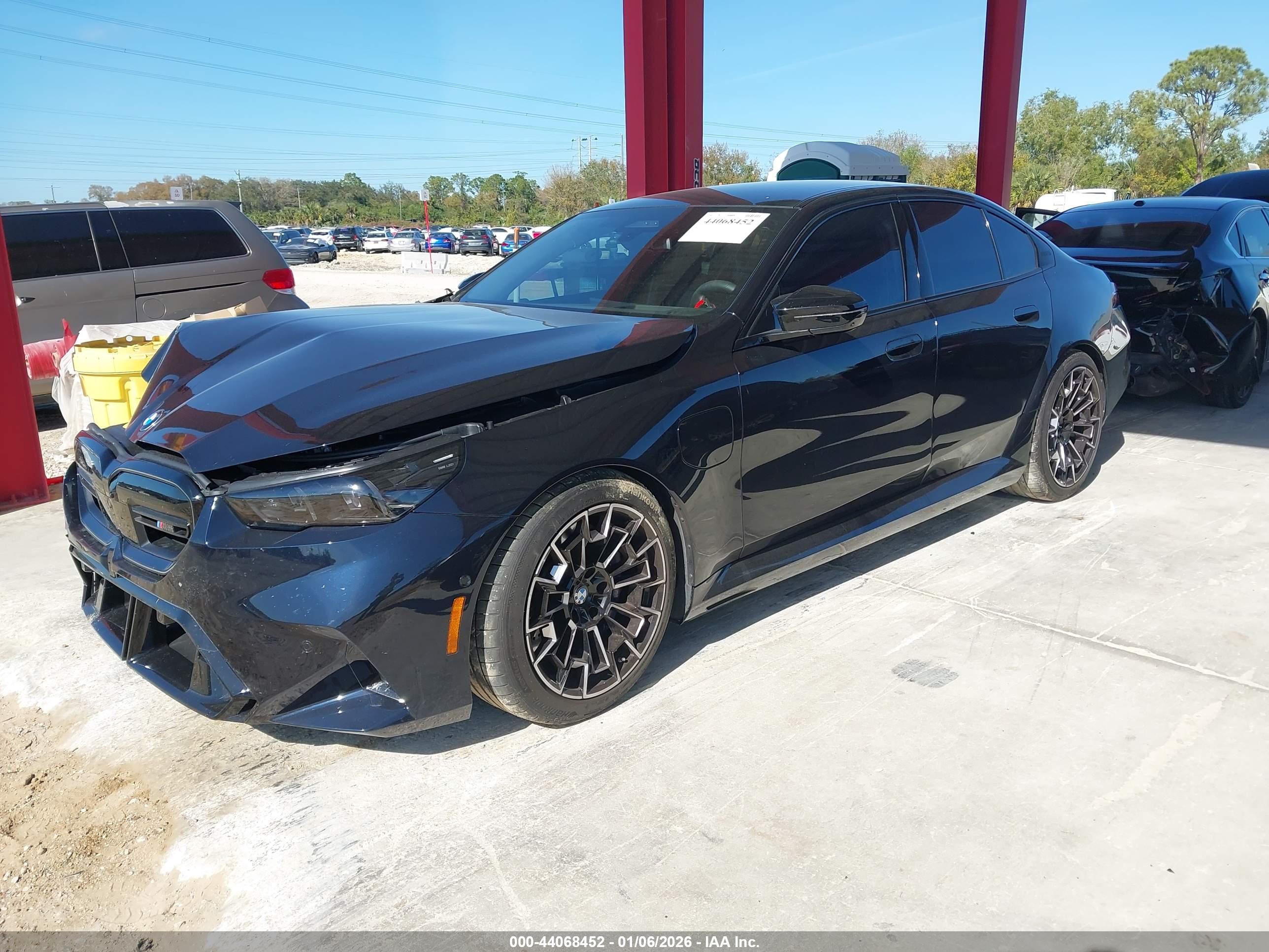 BMW M5 image 2