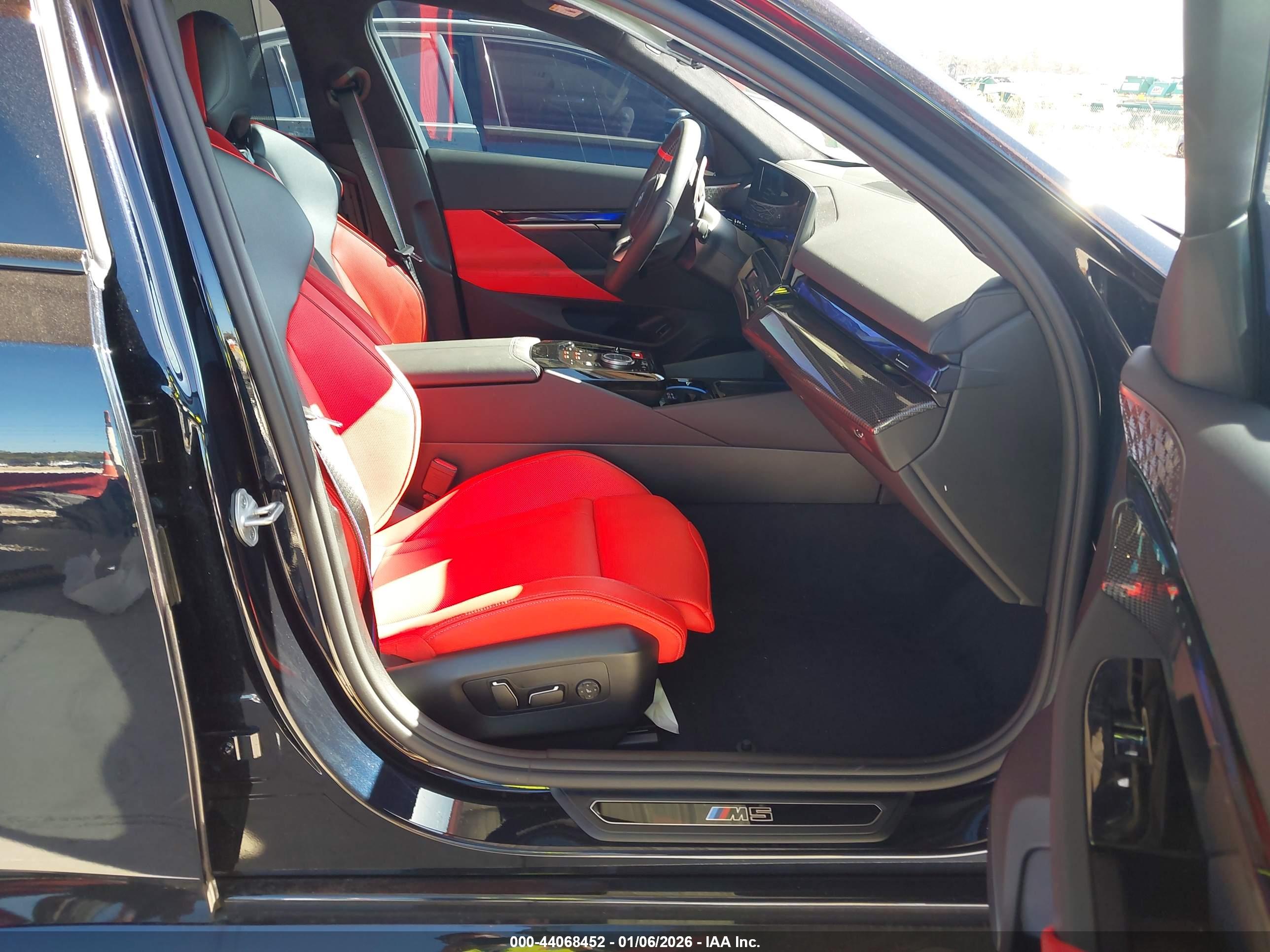 BMW M5 image 5