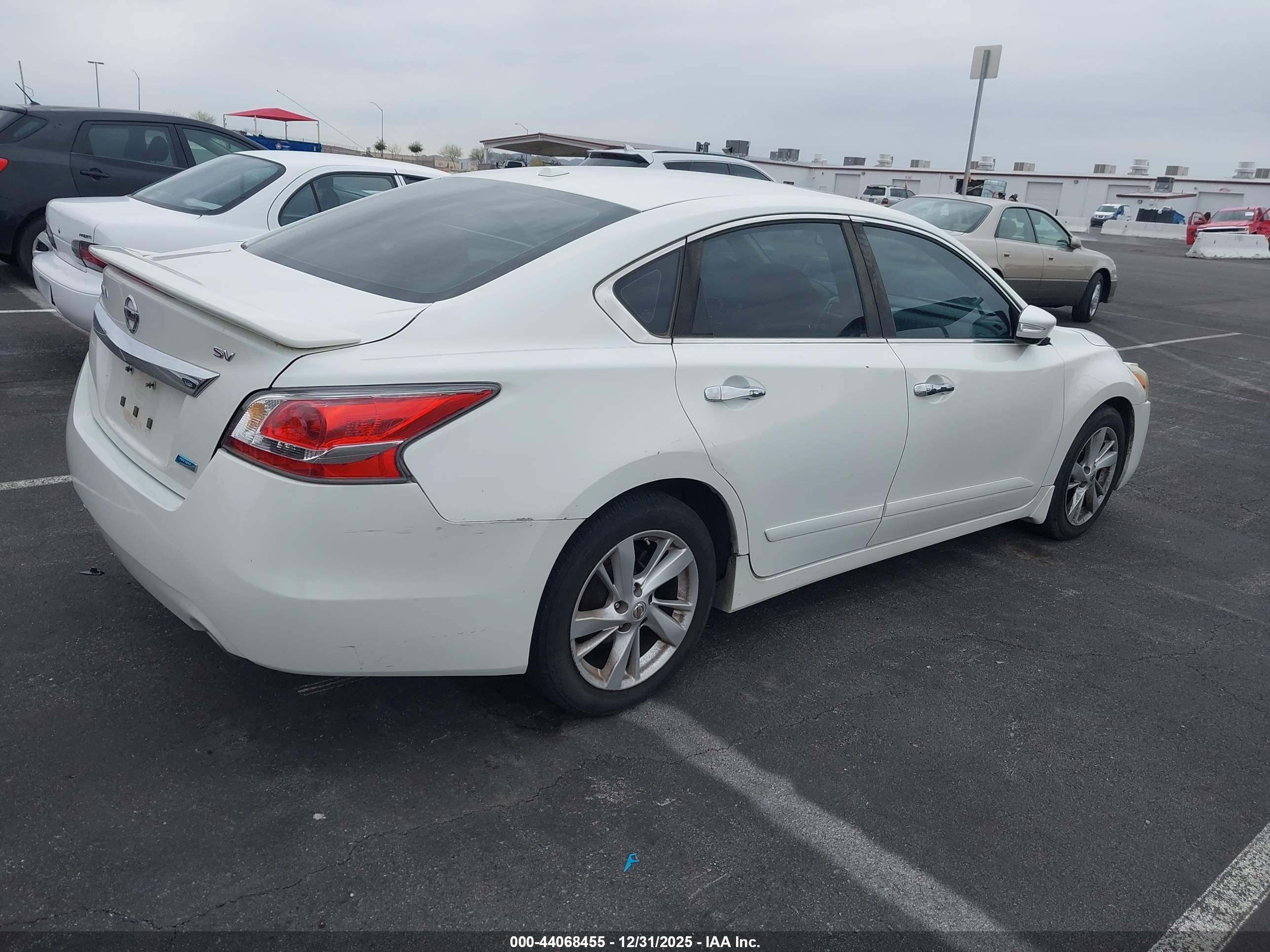 NISSAN ALTIMA image 6