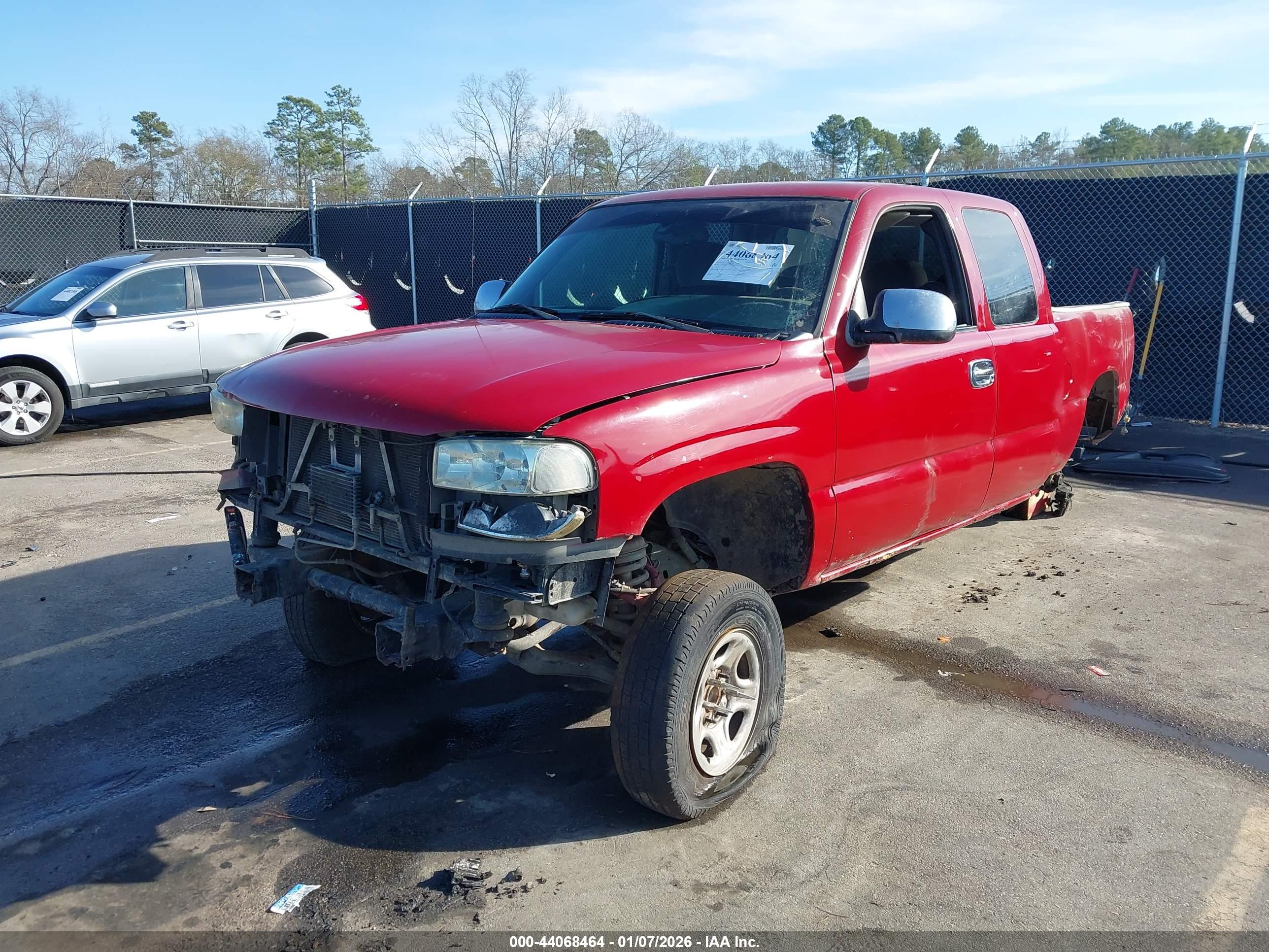 GMC SIERRA image 2