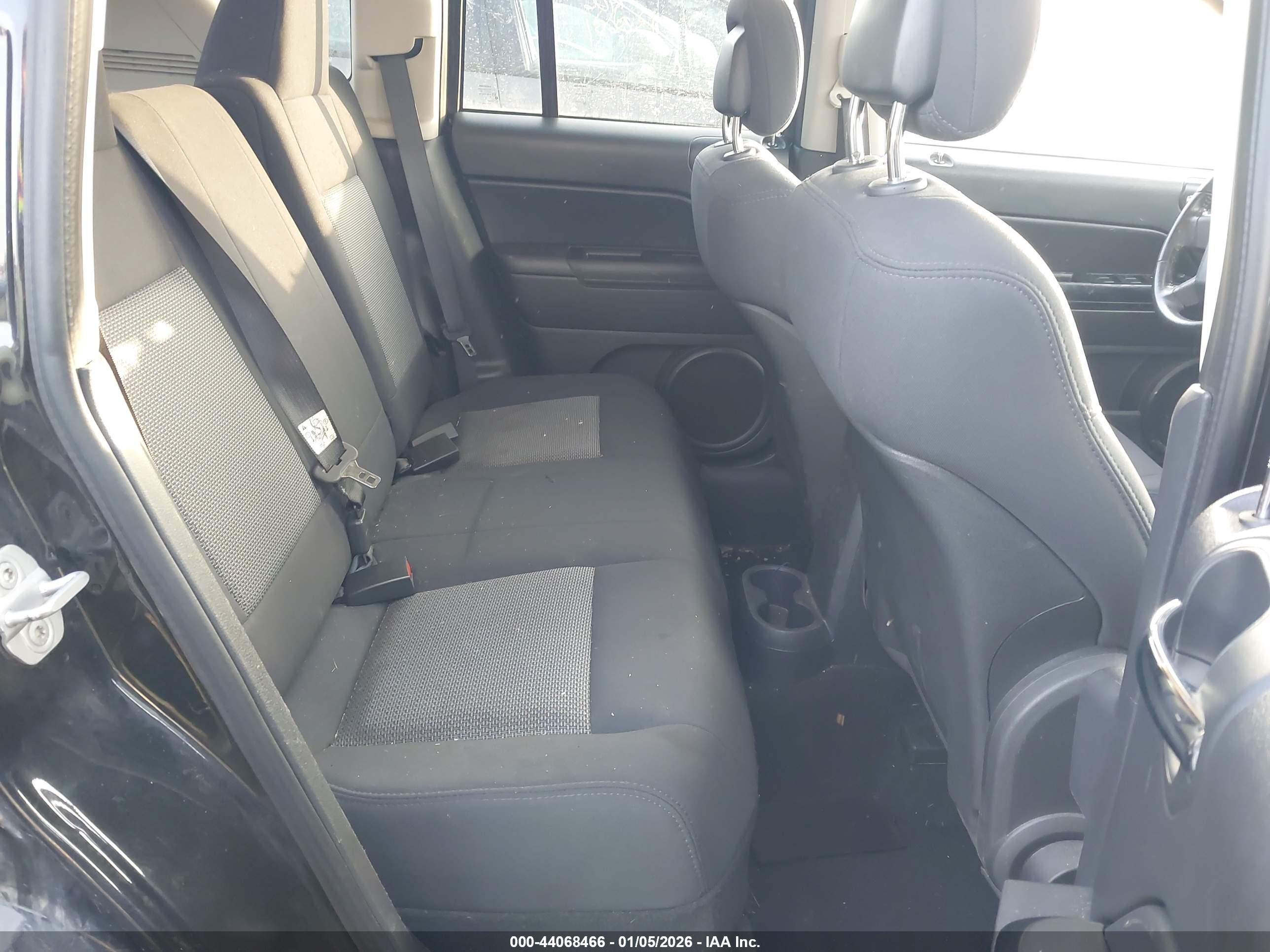 JEEP COMPASS image 8